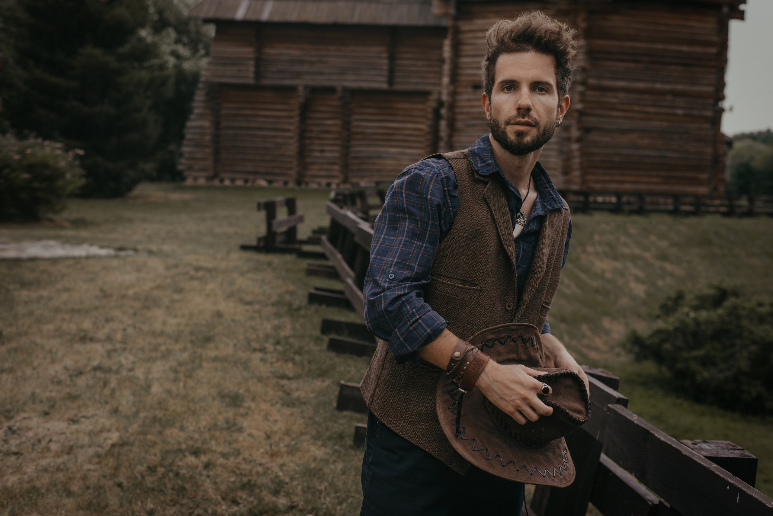 Свадебная лав стори фотосессия в стиле бохо. Фотограф Москва: тематическая фотосессия с подбором образа