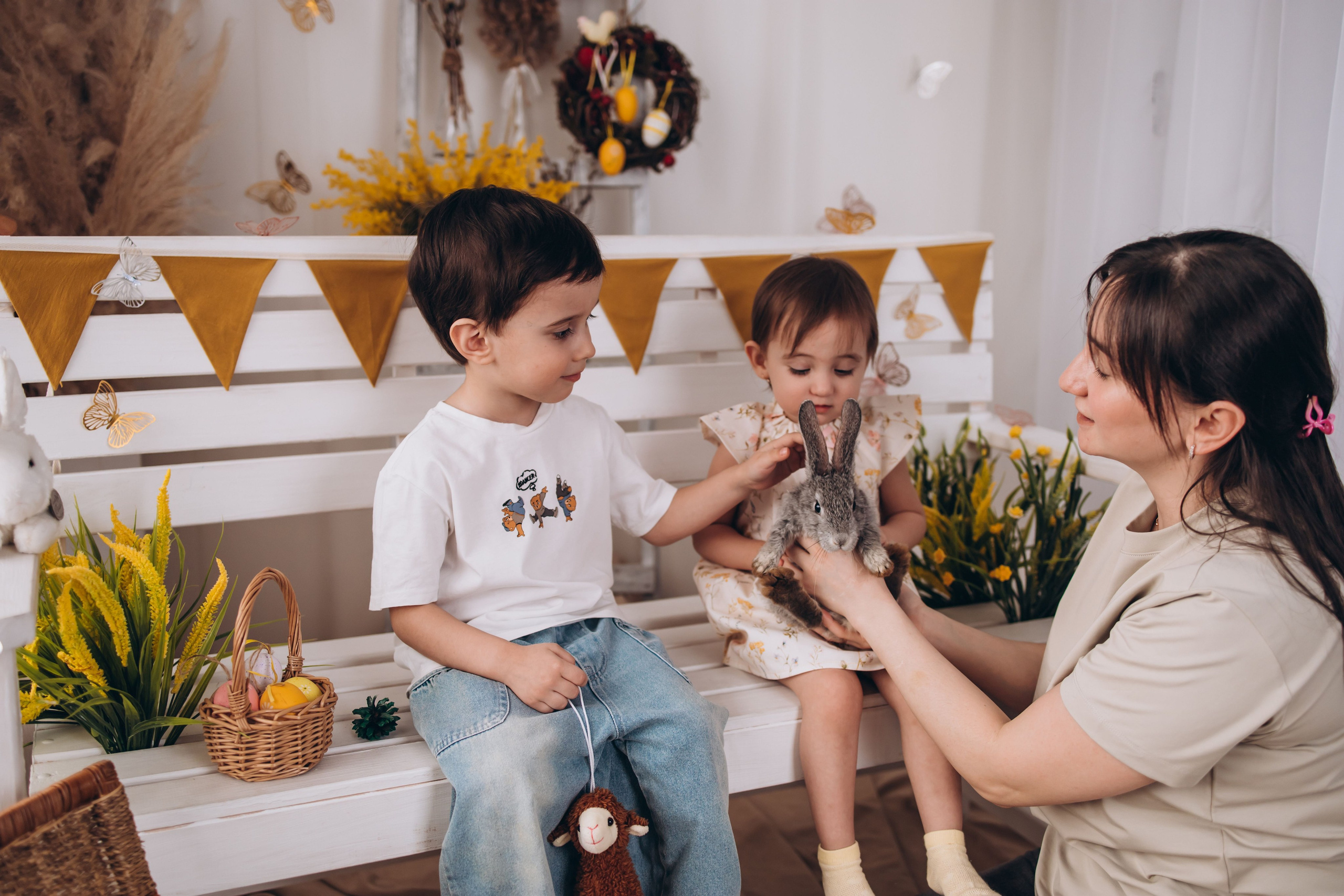 С цыплятами. Семейный фотограф Нижневартовск Тюмень Ефимова Ирина