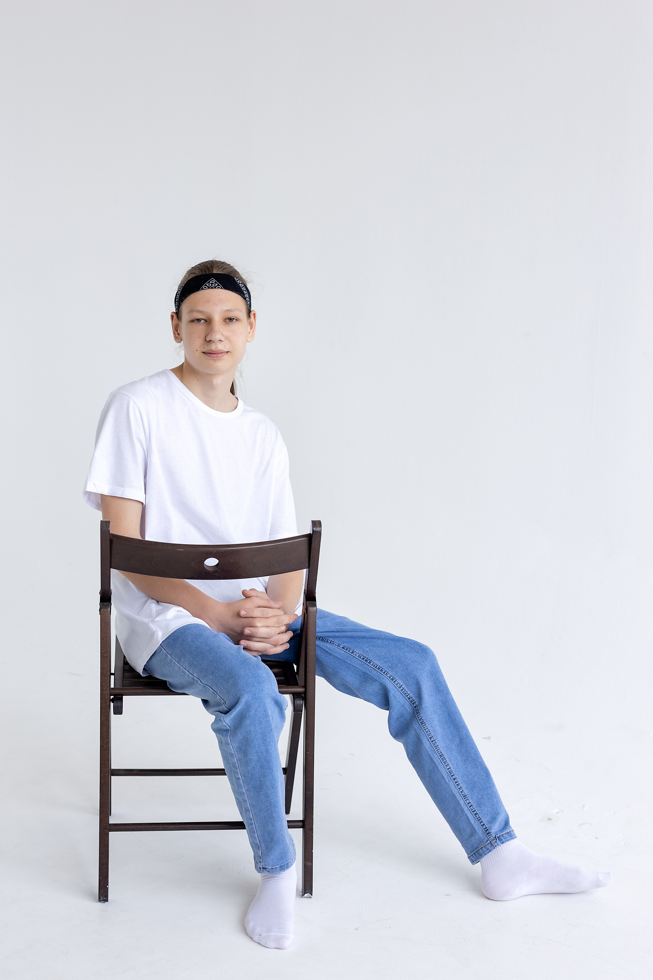 Школа 11, 9-г класс. Артём. Стильный выпускной альбом Владивосток фотограф Вероника Мигачева