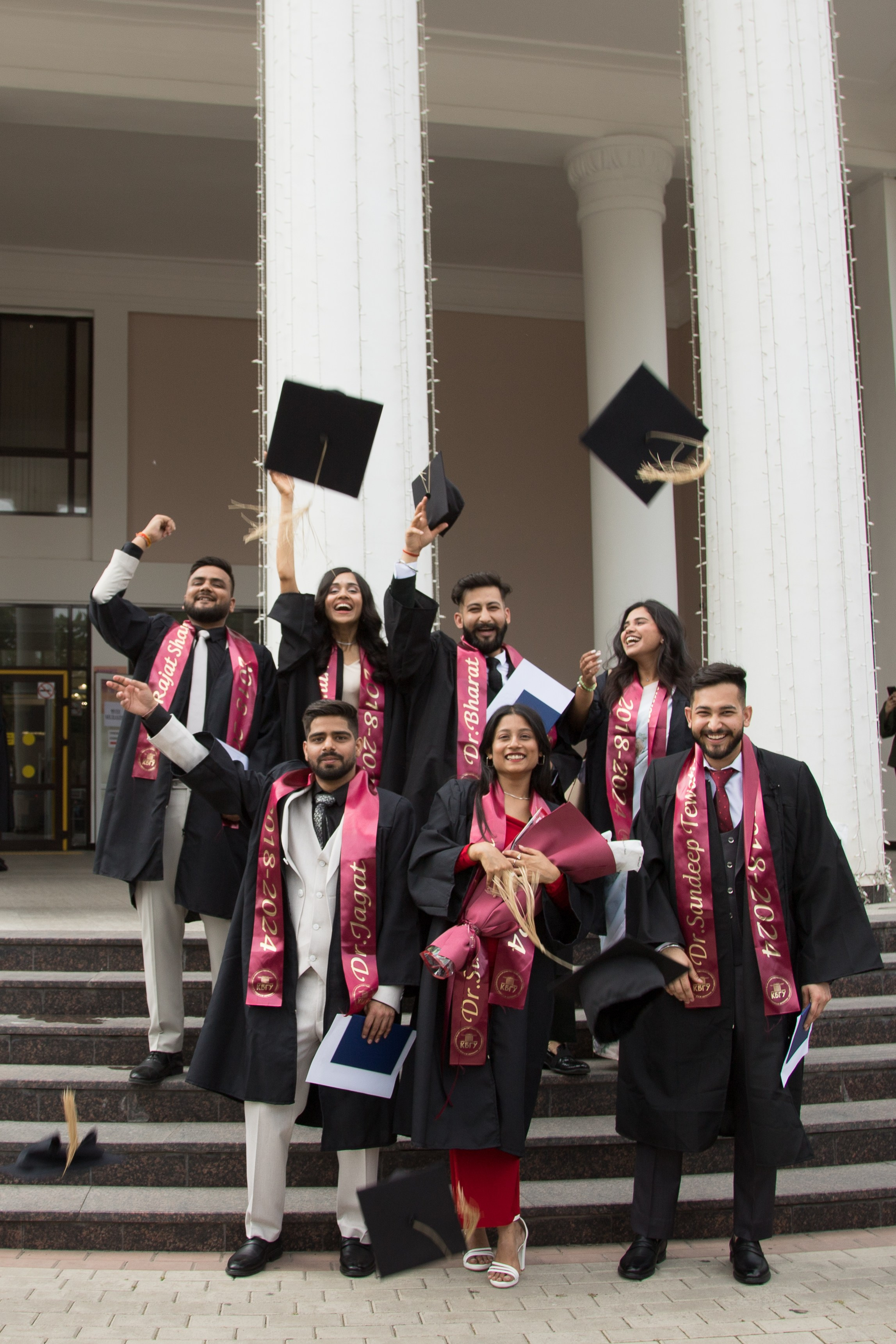 ВУЗ. Школьный фотограф в г. Нальчик Галимат Абитова