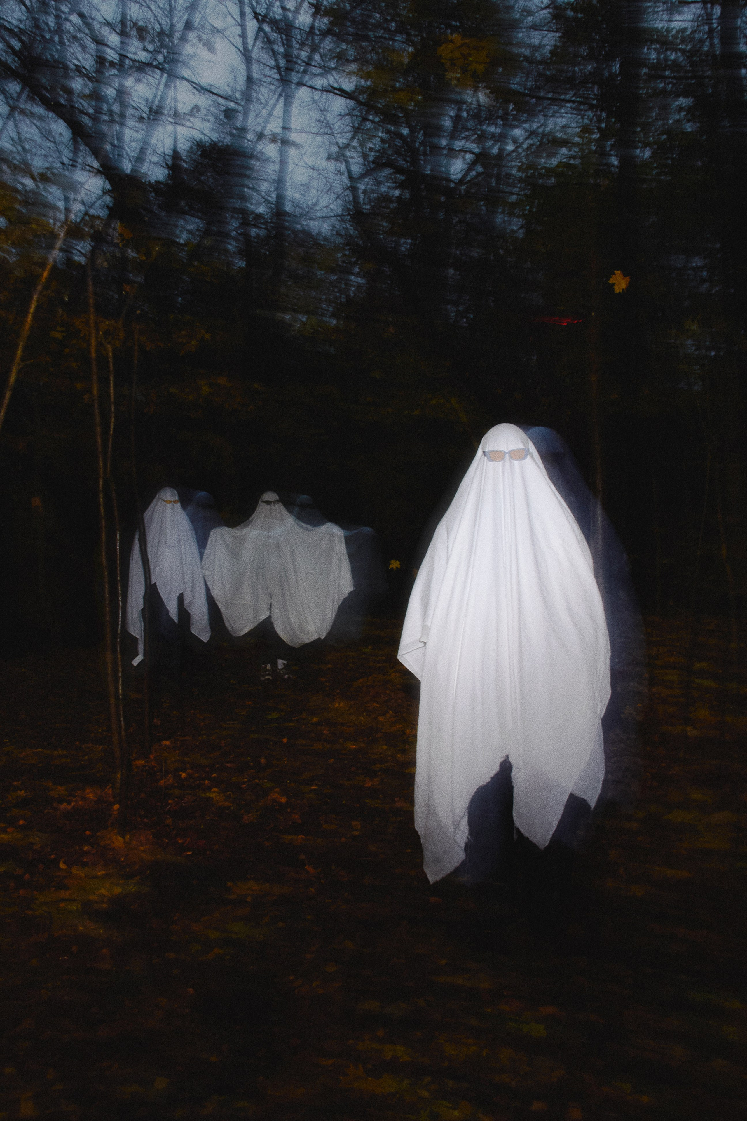 Tears falling down at the patry // 31.10. Simpleand1