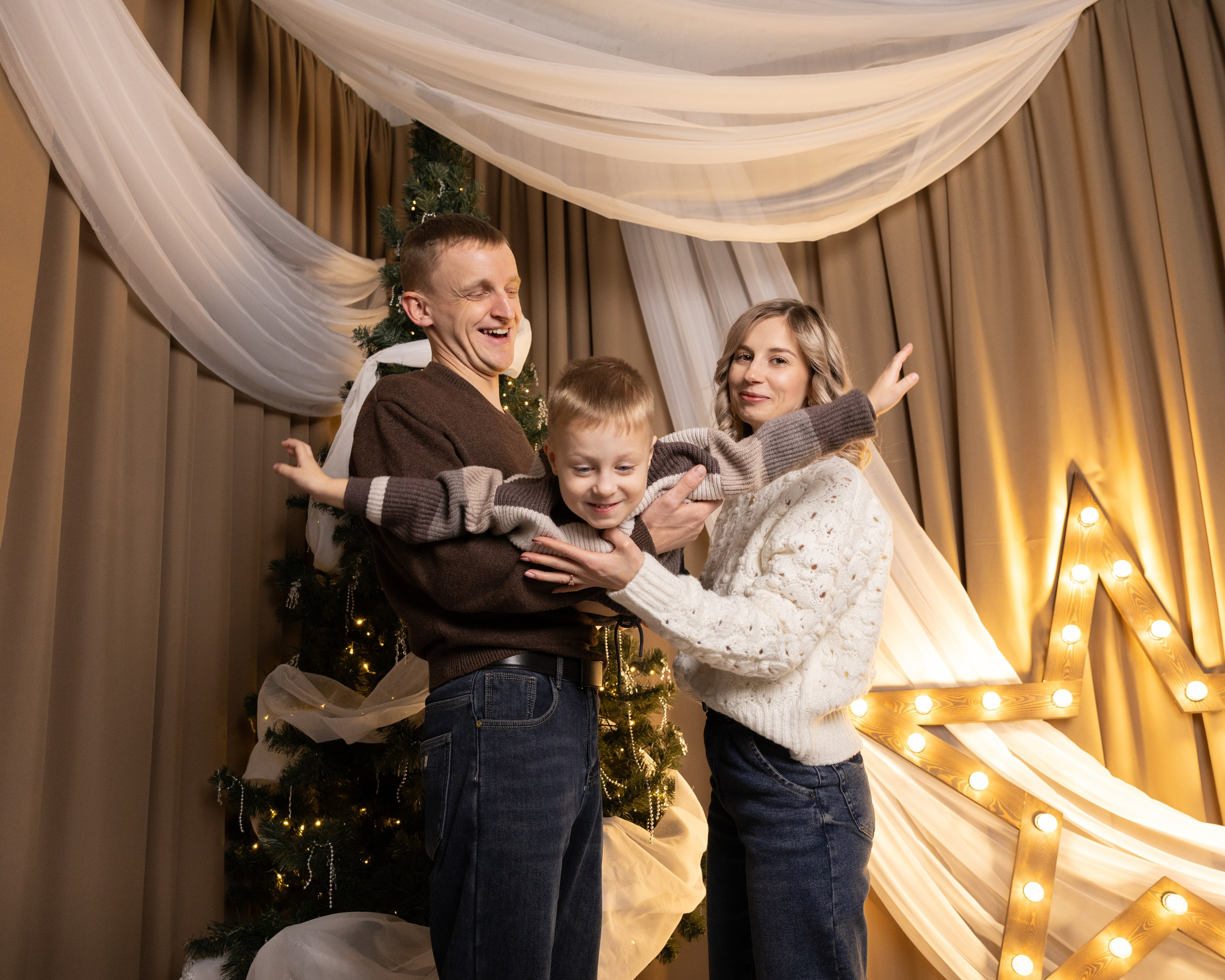 Новогодние. Фотограф Новосибирск, Академгородок, Бердск — Айна