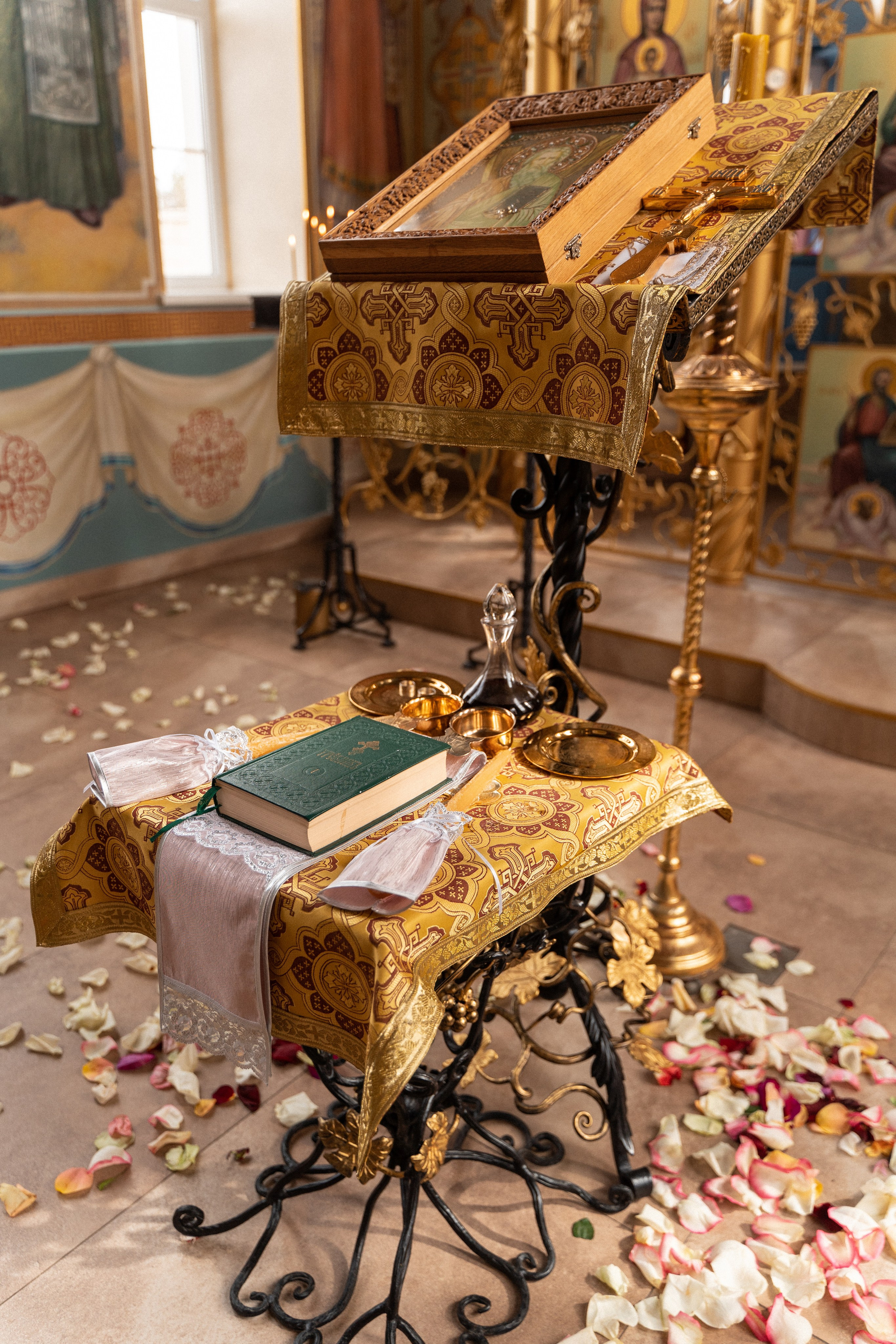 Таинство Венчания. Свадебный и семейный фотограф в Севастополе и в Крыму