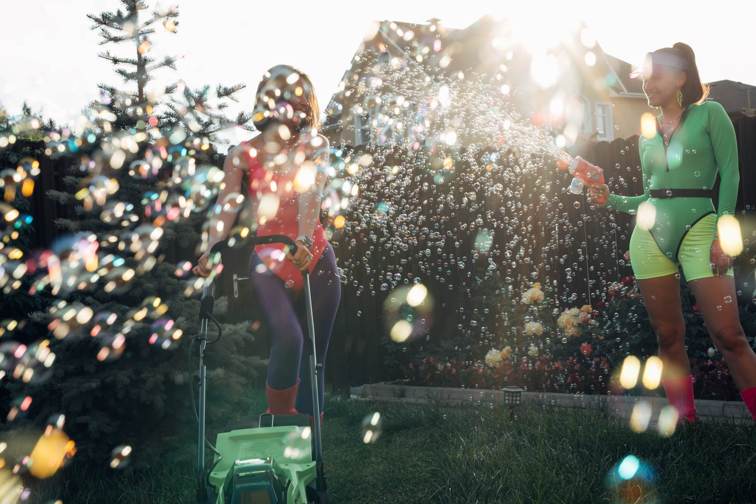 Анонс: GIRLS GIRLS GIRLS. Фотограф Наташа Румянцева