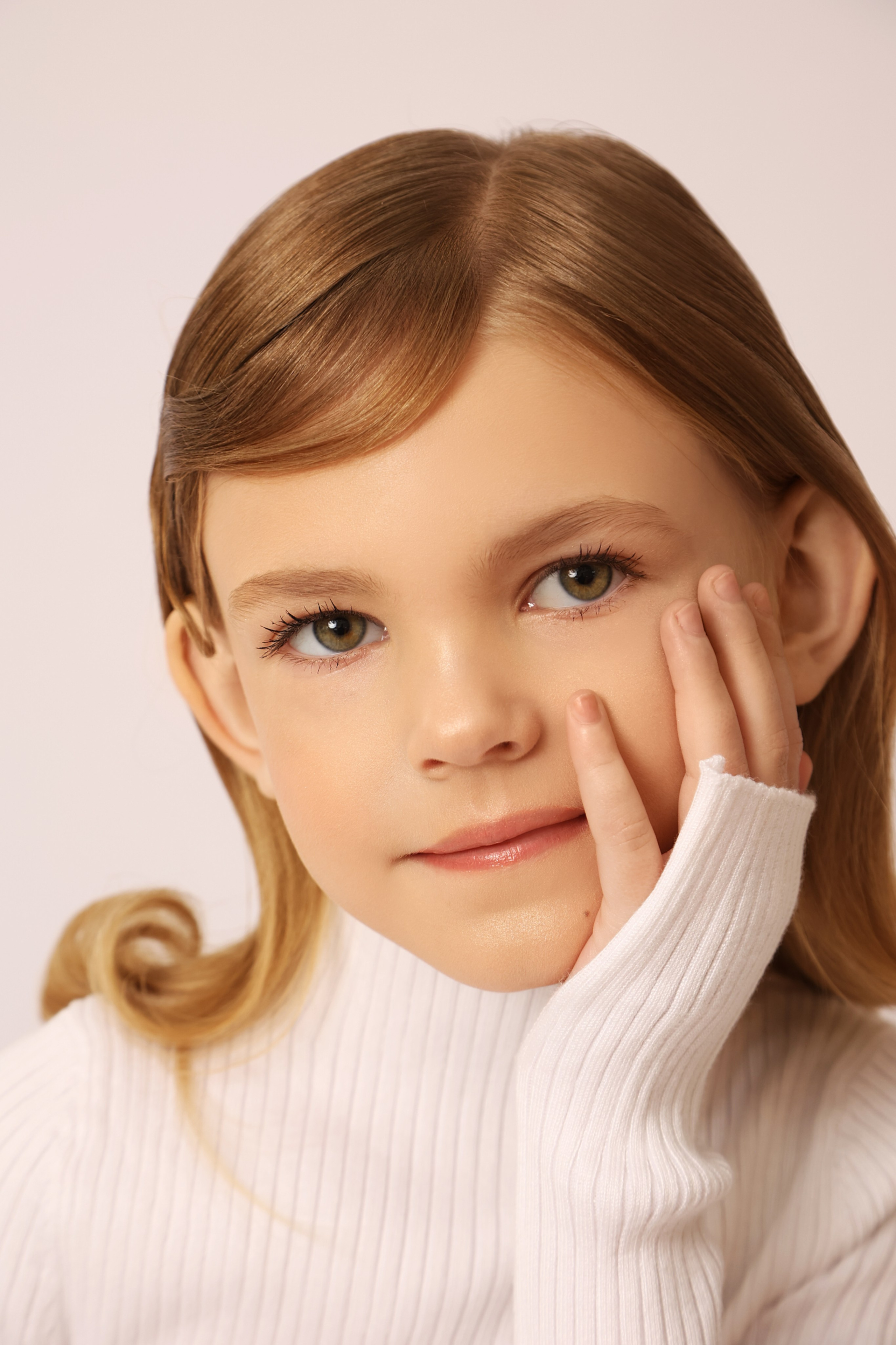 SOFIA. Модельная студия MIA Models