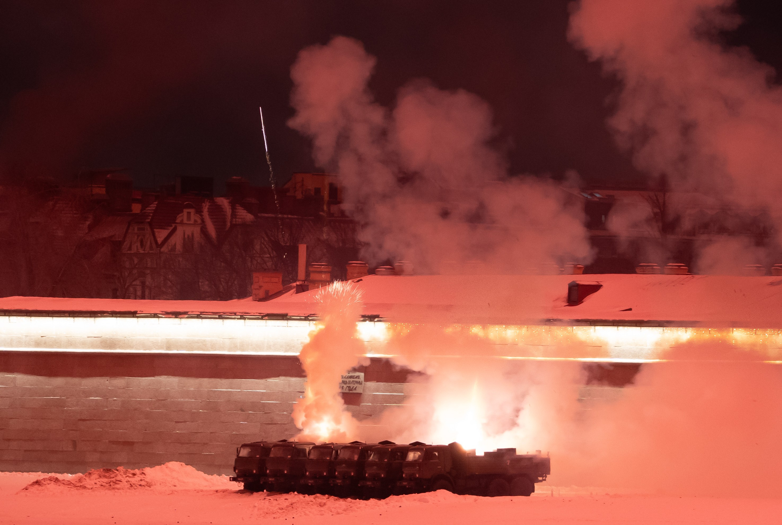 Салют ко Дню снятия блокады Ленинграда. Главная