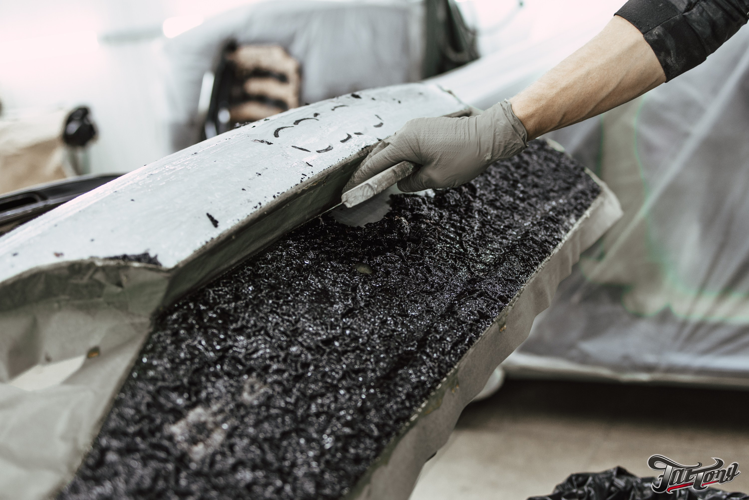 Audi S4 полный окрас кузова, кузовные работы и антихром. DeLorein