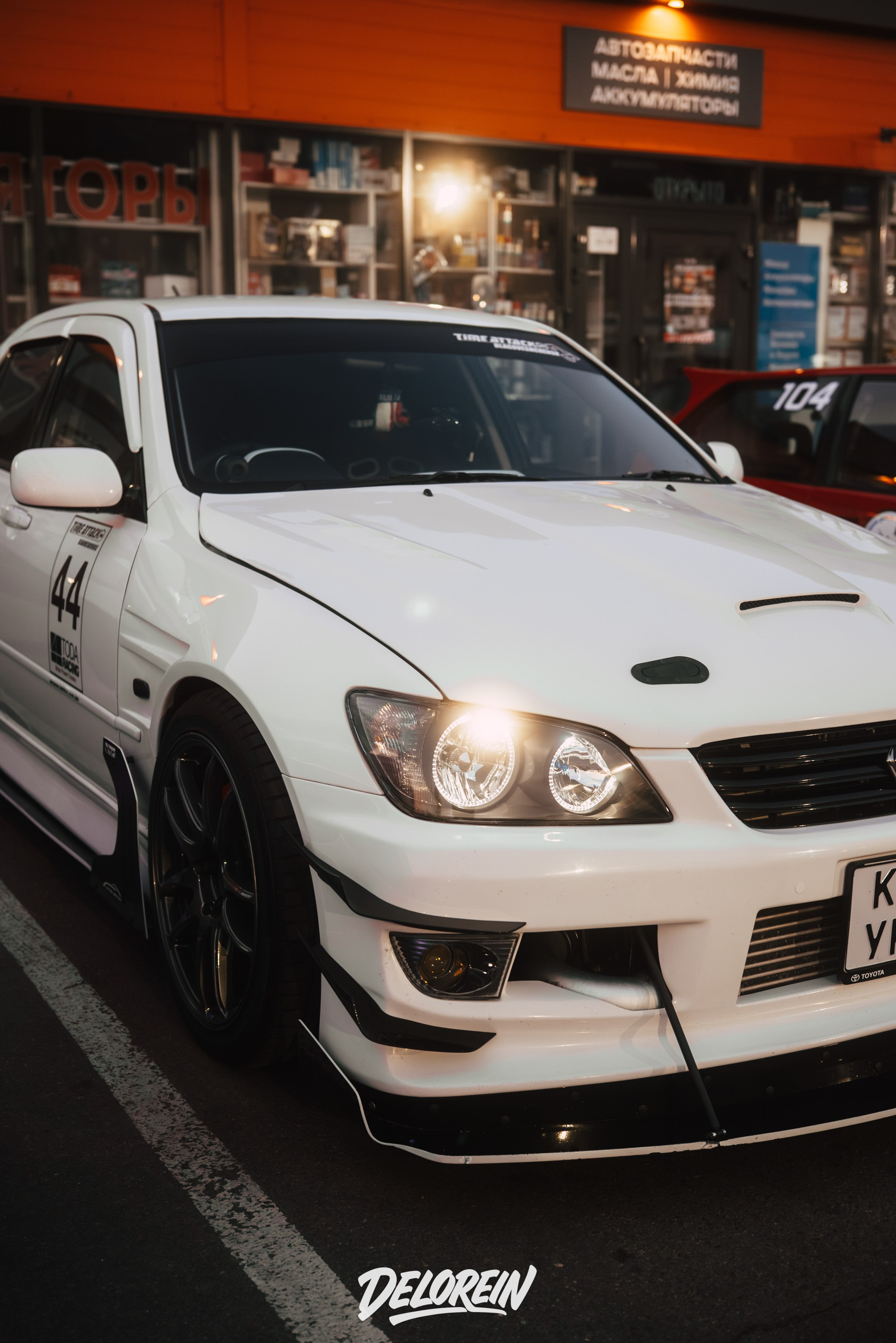 Downfly 30 июля 2025. DeLorein