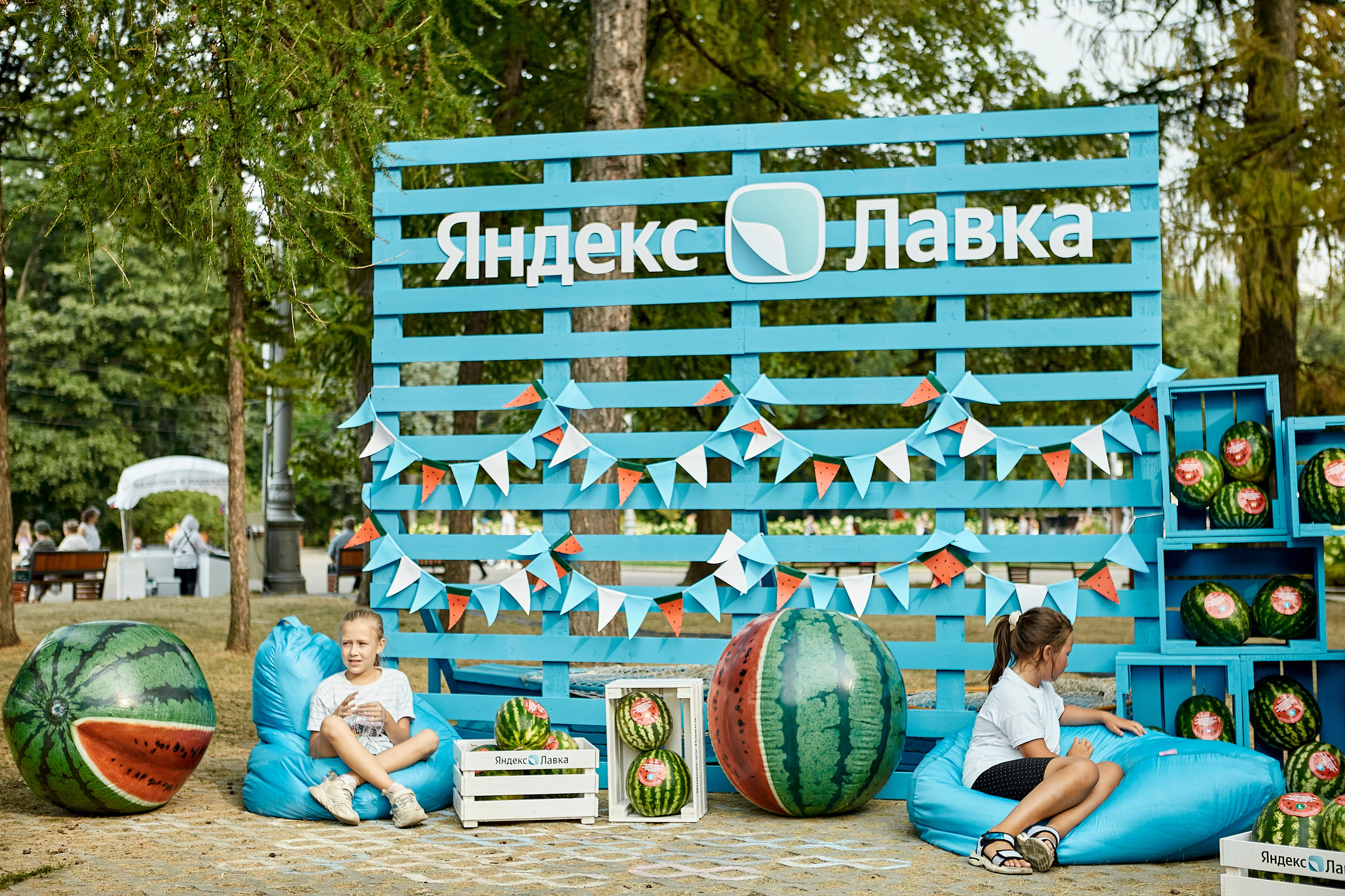 ЯНДЕКС ЛАВКА «АРБУЗНАЯ ФЕЕРИЯ». Фотограф Андрей Егоров