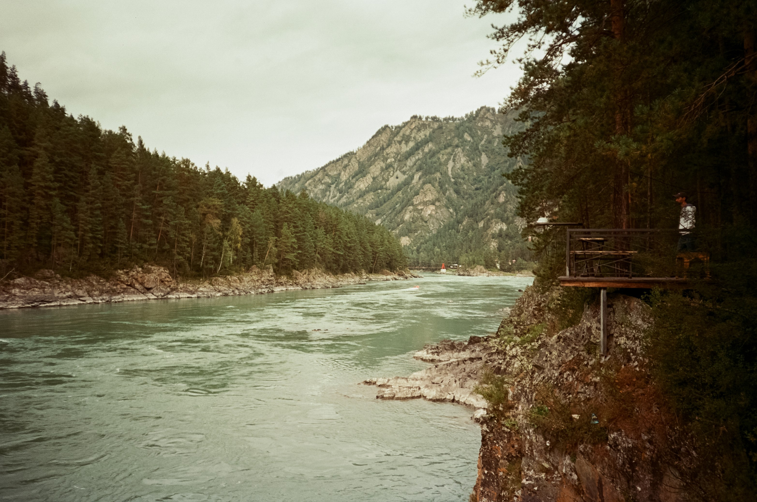 Село Черга в Верхах Алтая. Лошадки в Манжероке и панорамы Катуни. Фотограф-документалист Мария Осокина