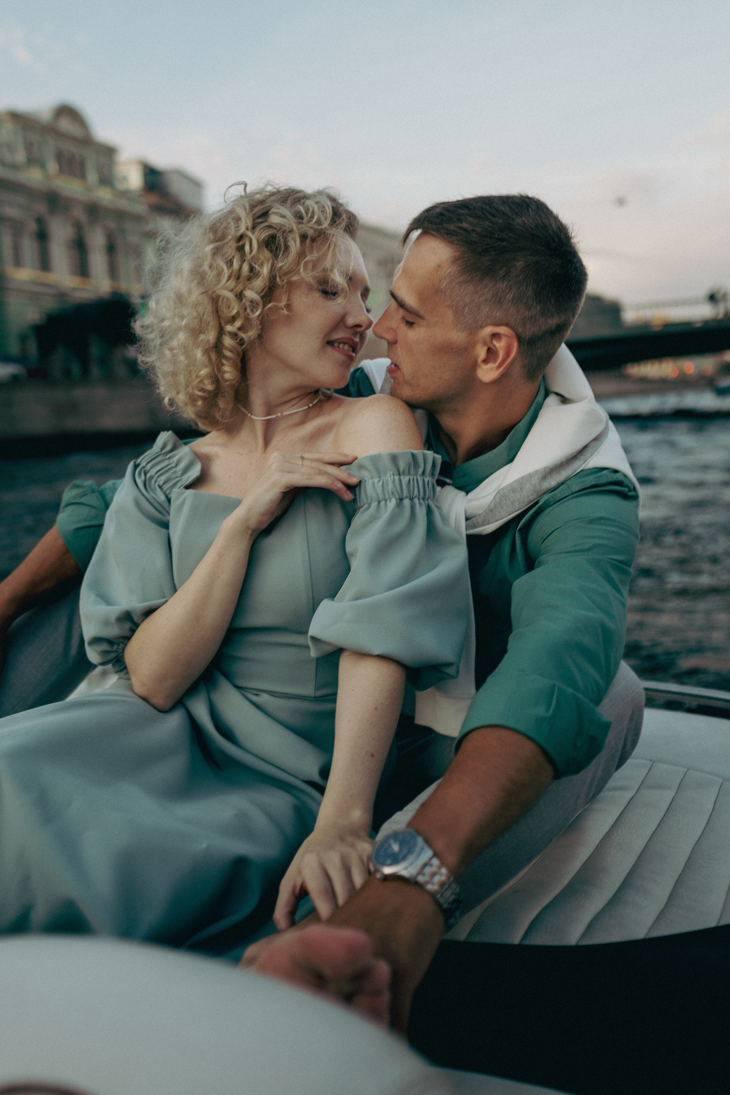 Фотосессия по рекам и каналам Санкт-Петербурга | СПб. Женский, семейный и контент фотограф Ирина Ульянова в Санкт-Петербурге