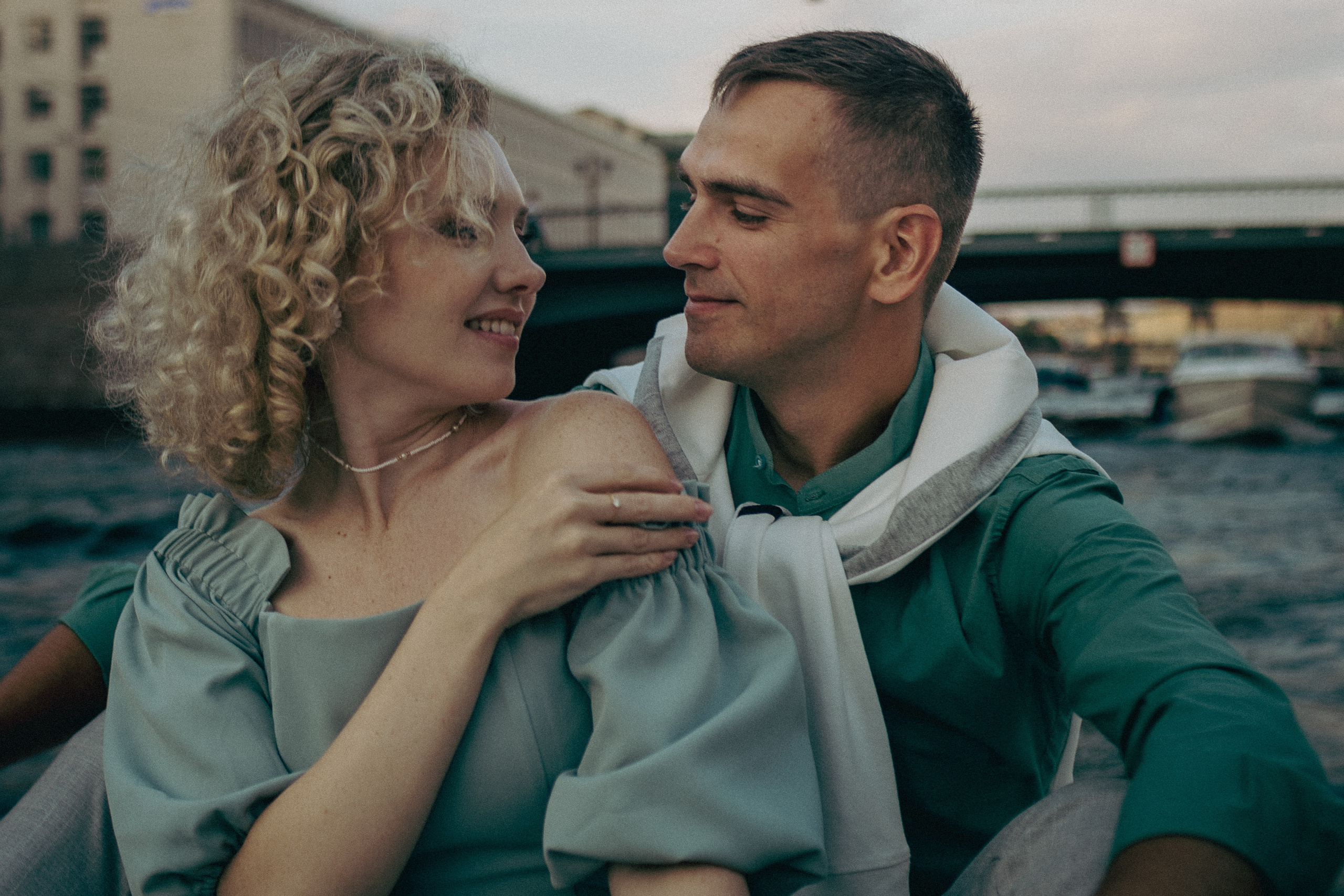 Фотосессия по рекам и каналам Санкт-Петербурга | СПб. Женский, семейный и контент фотограф Ирина Ульянова в Санкт-Петербурге