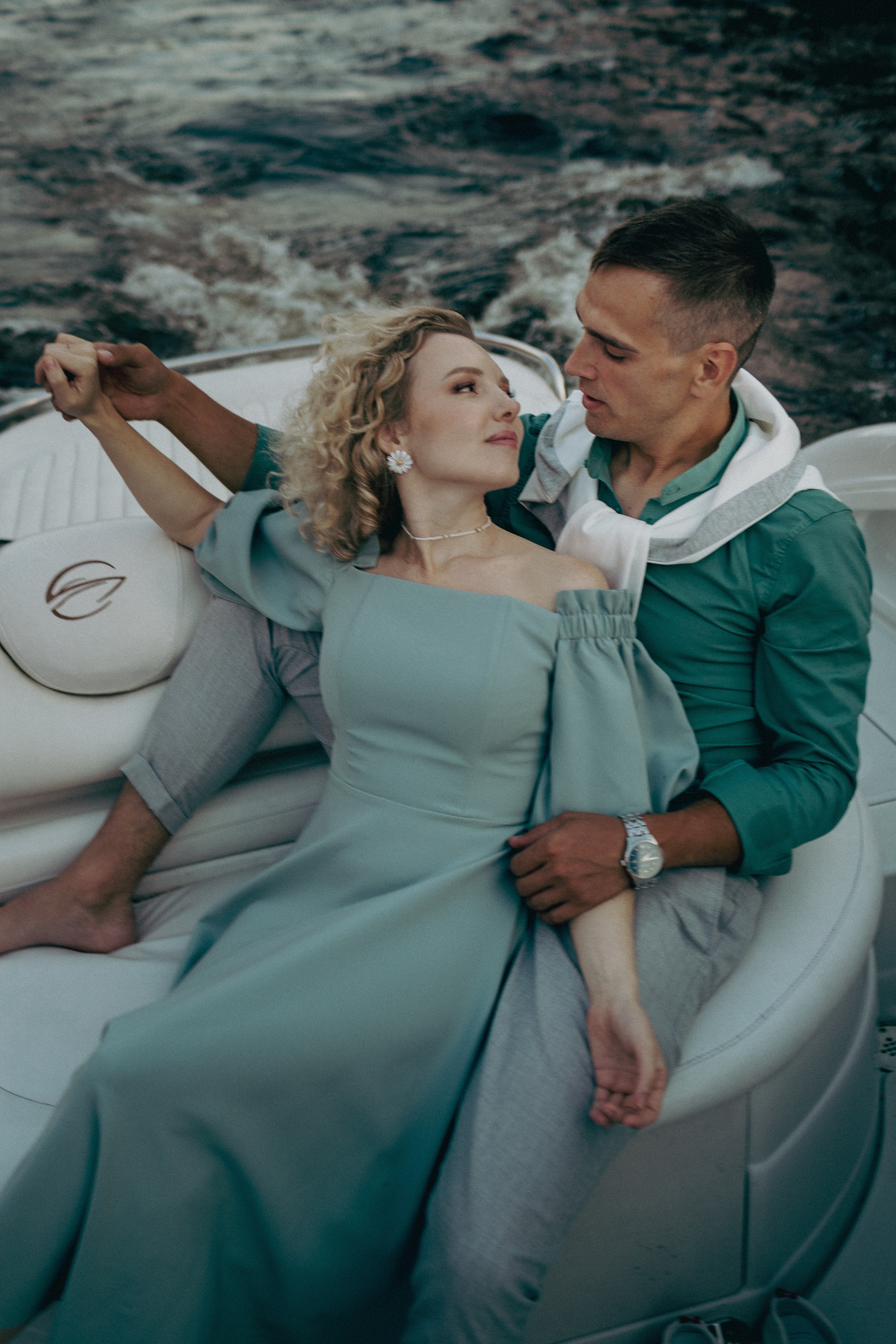 Фотосессия по рекам и каналам Санкт-Петербурга | СПб. Женский, семейный и контент фотограф Ирина Ульянова в Санкт-Петербурге