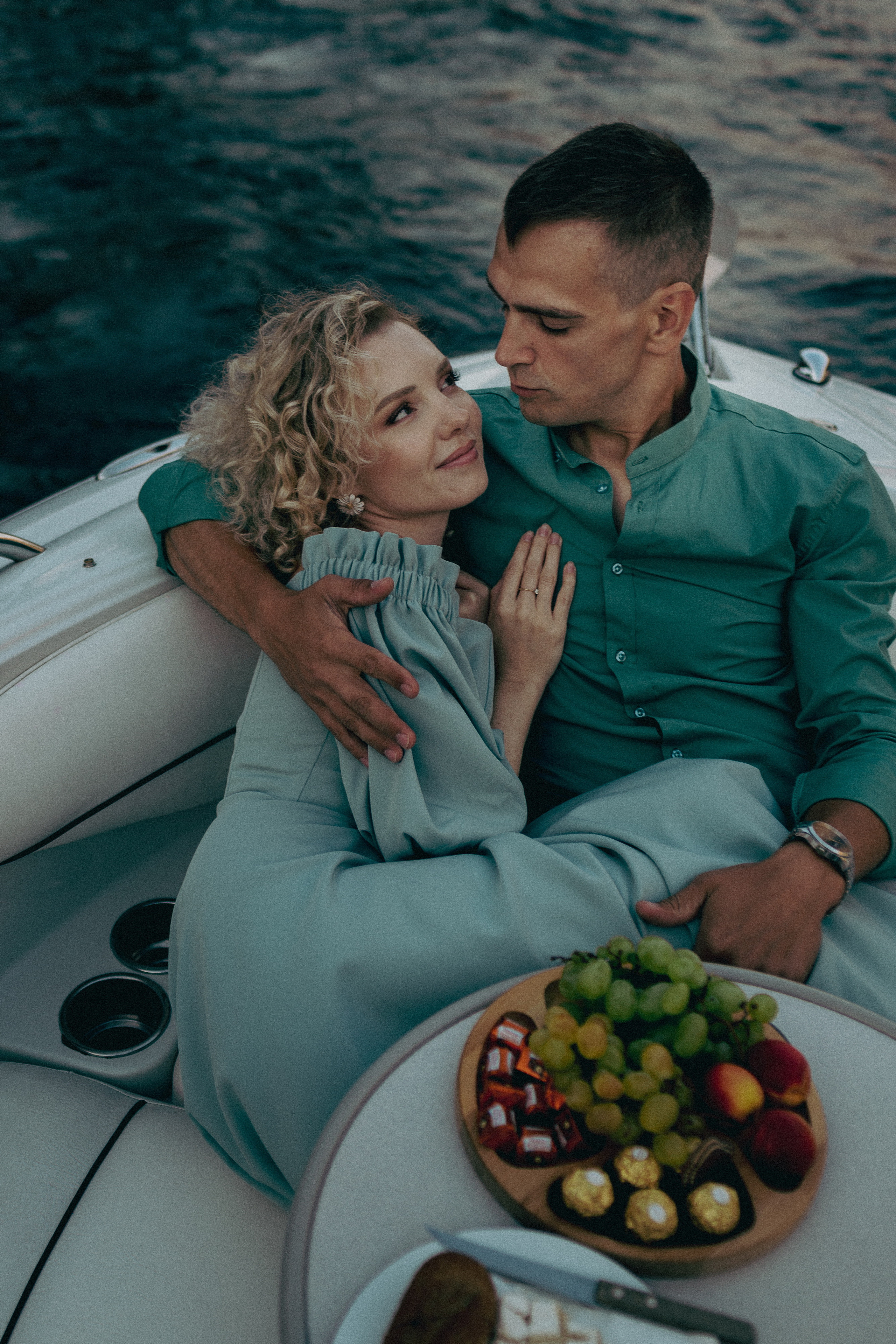 Фотосессия по рекам и каналам Санкт-Петербурга | СПб. Женский, семейный и контент фотограф Ирина Ульянова в Санкт-Петербурге