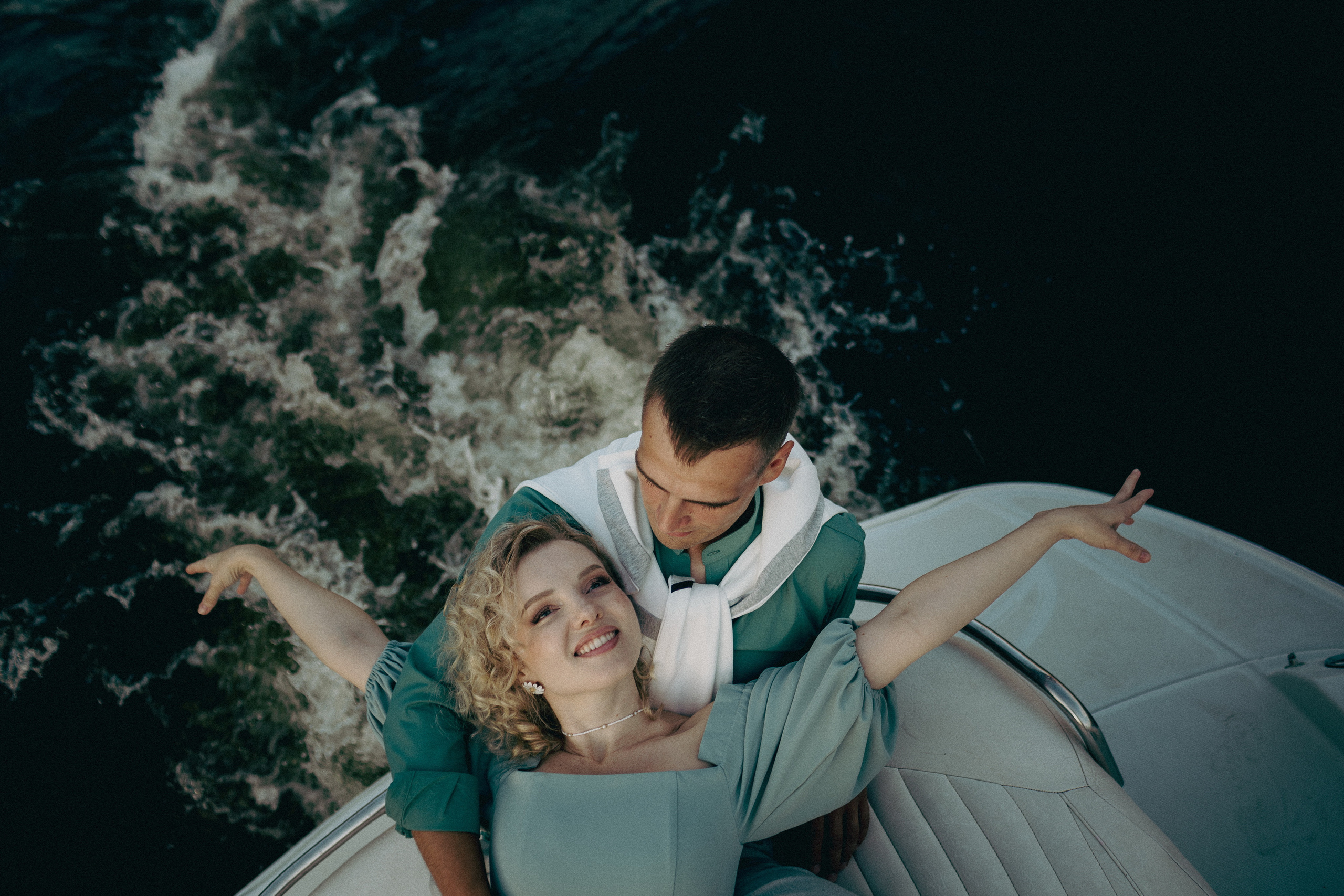 Фотосессия по рекам и каналам Санкт-Петербурга | СПб. Женский, семейный и контент фотограф Ирина Ульянова в Санкт-Петербурге