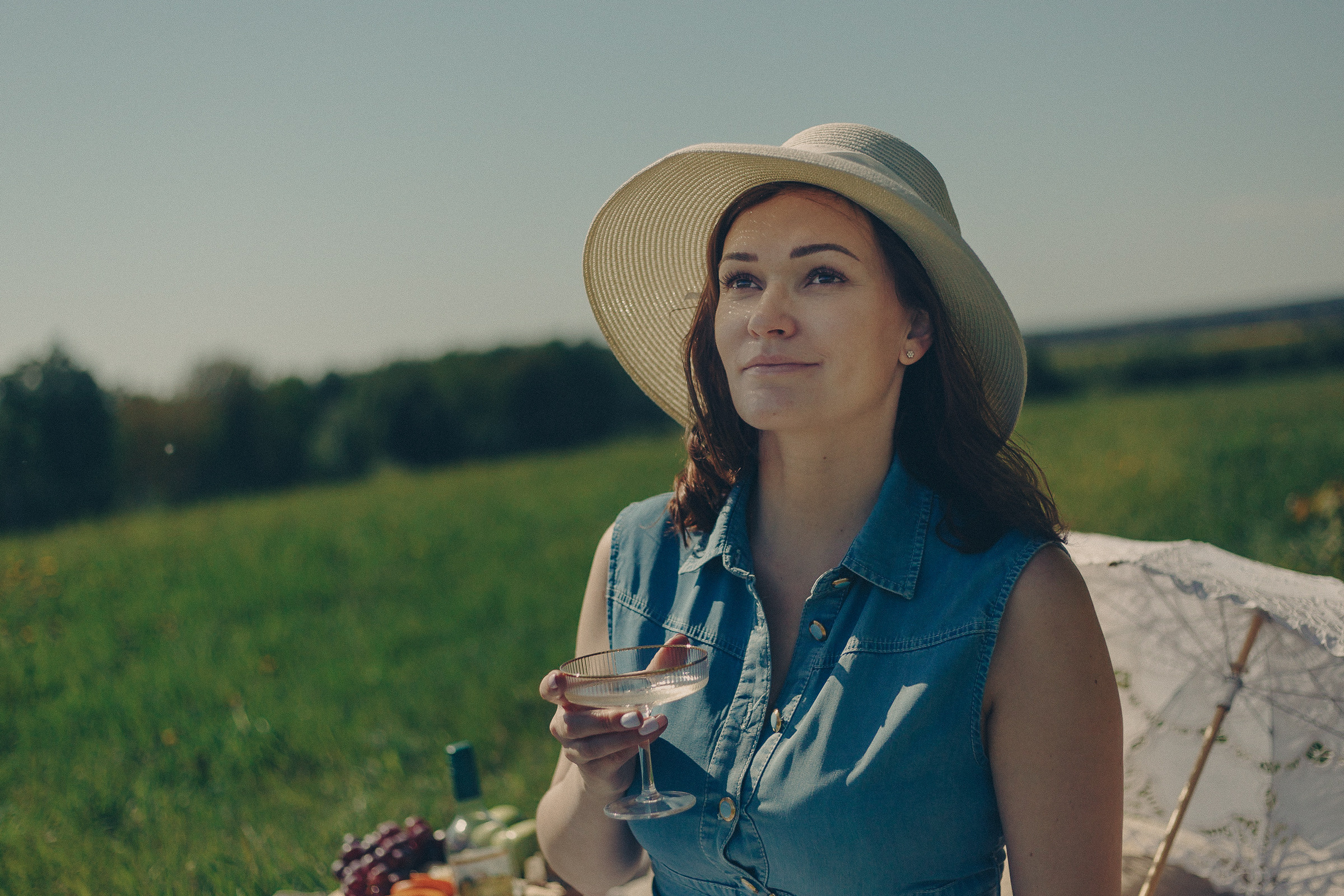 Фотосессия девушек на природе Санкт-Петербург | Приозерск. Женский, семейный и контент фотограф Ирина Ульянова в Санкт-Петербурге