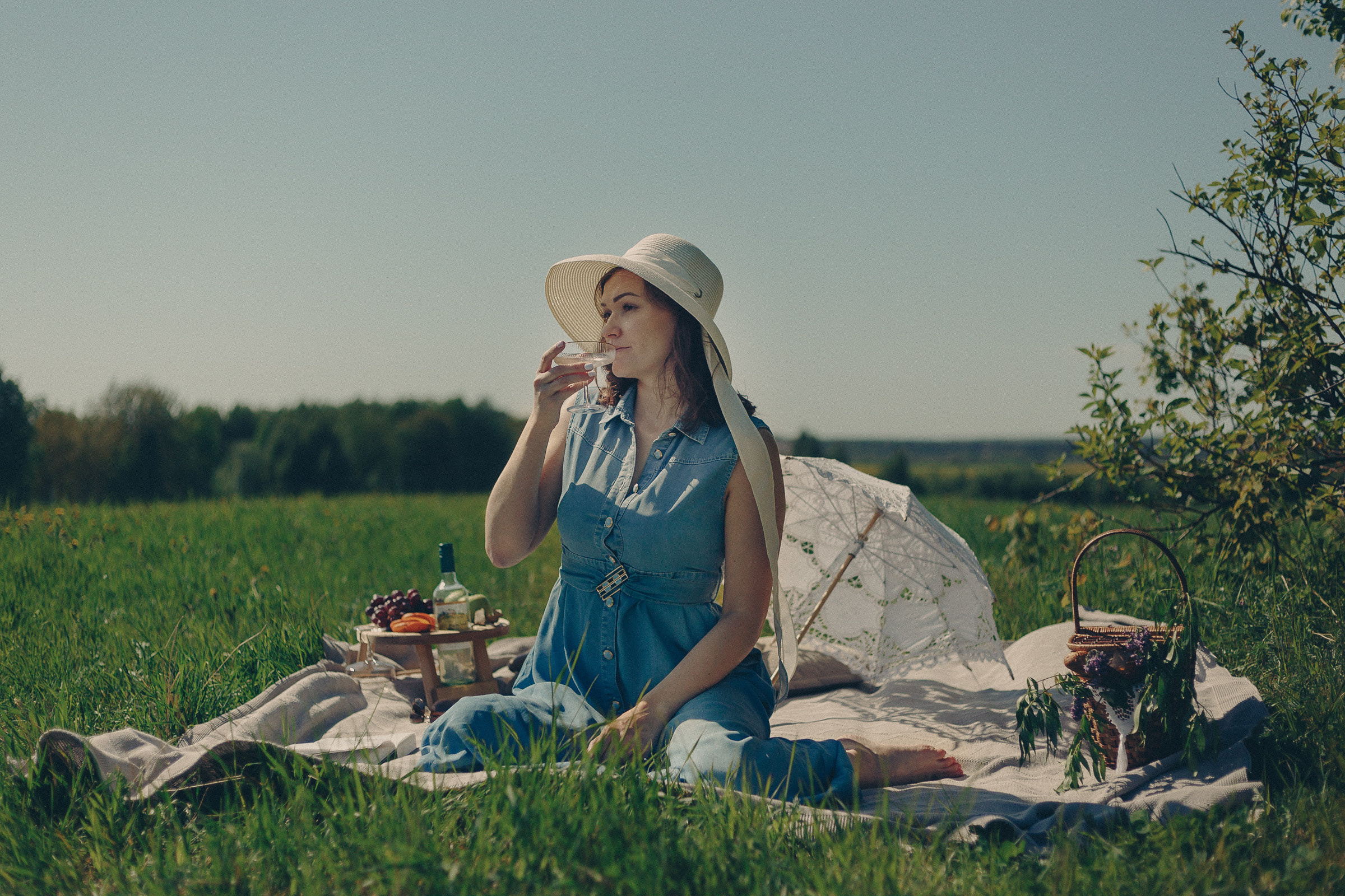 Фотосессия девушек на природе Санкт-Петербург | Приозерск. Женский, семейный и контент фотограф Ирина Ульянова в Санкт-Петербурге