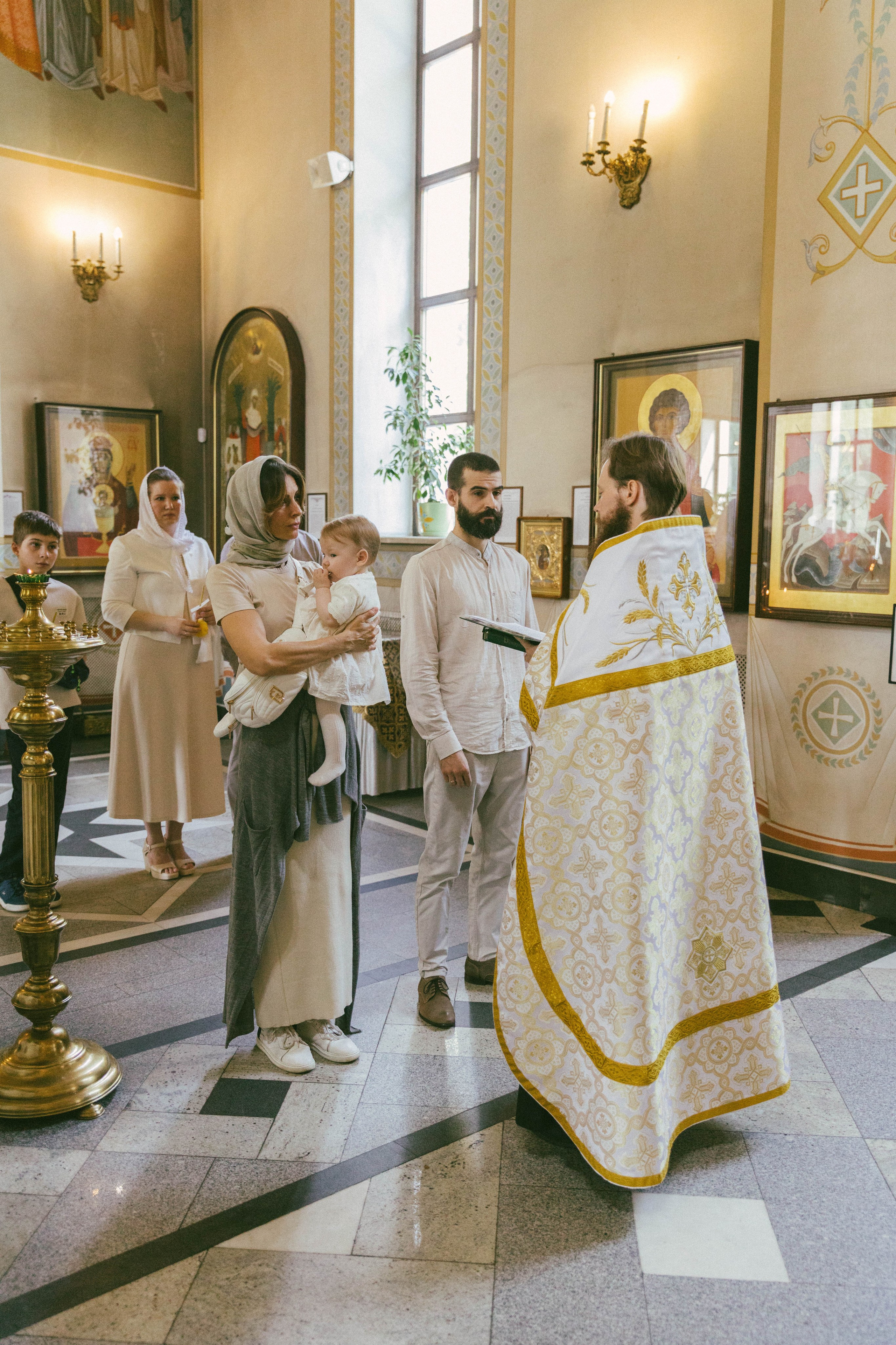 Крещение Юлечки в Храме Богоявления Господня. Фотограф в Красногорске Инна Романова, индивидуальные съемки, лавстори