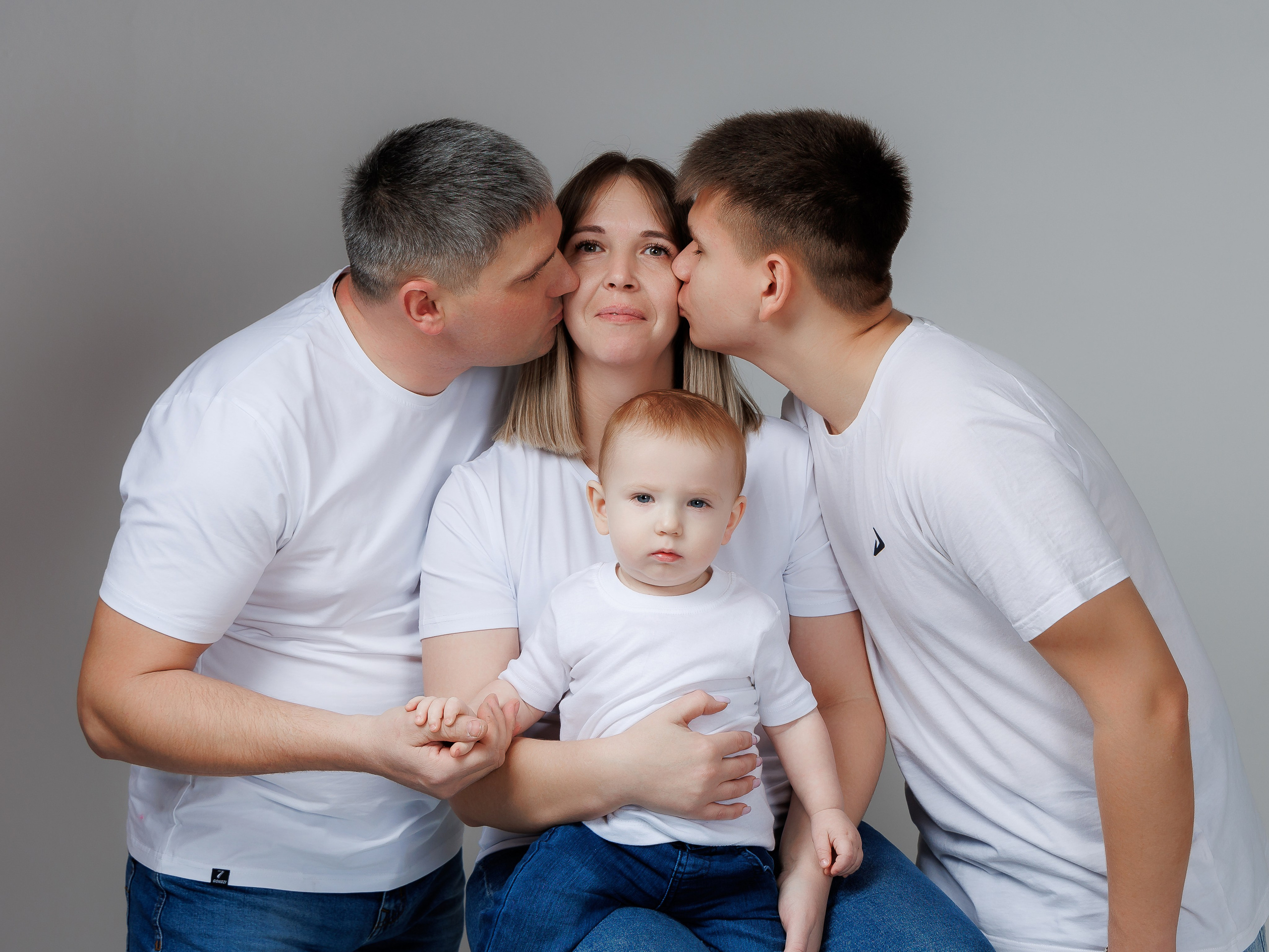 Семейная съёмка. Инга Кузьминская ТОП-фотограф г. Корсаков