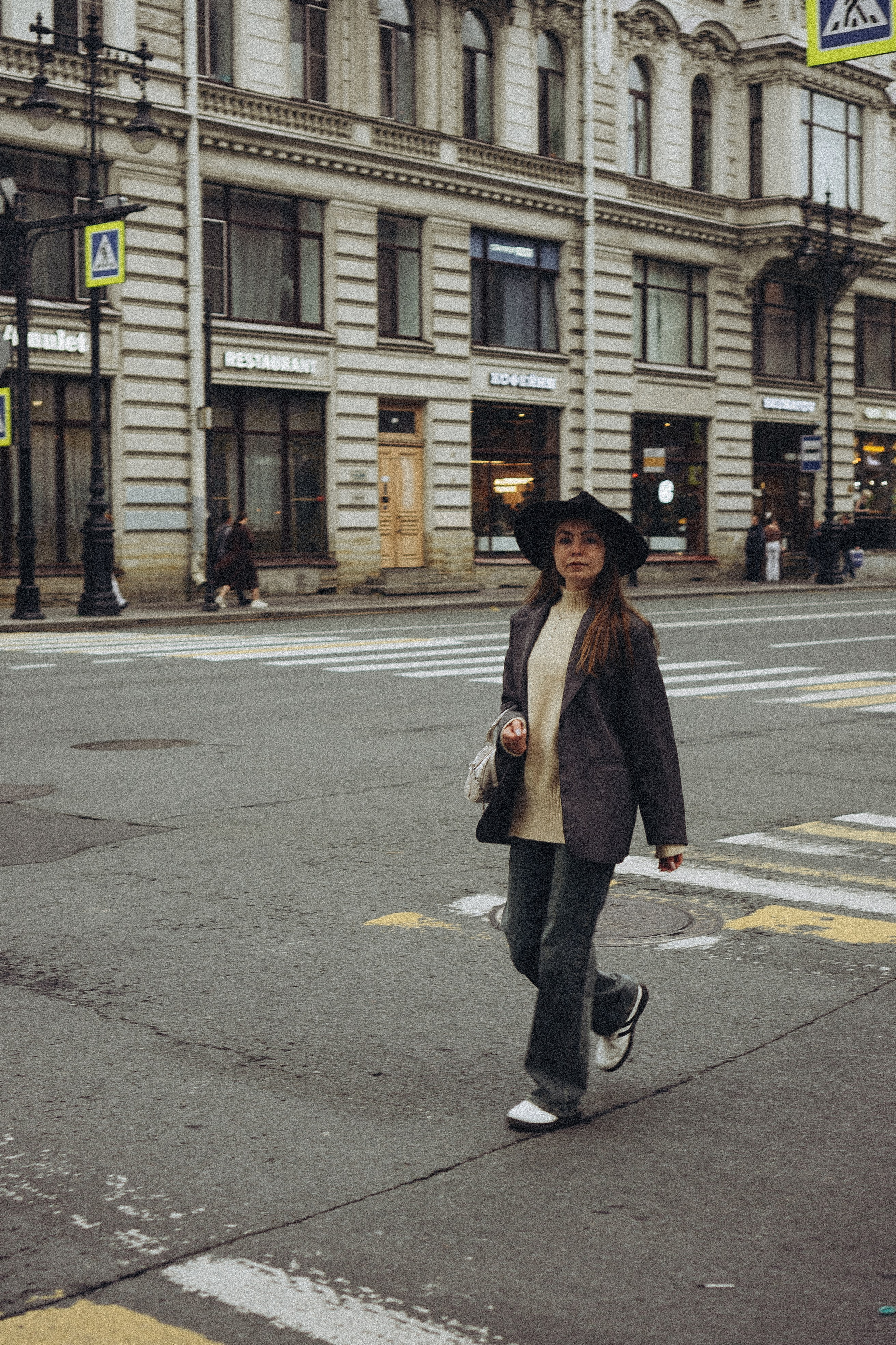 ПРОГУЛКА НА ЧЕРНЫШЕВСКОЙ. Профессиональный фотограф, Санкт-Петербург — Виктория Богомолова