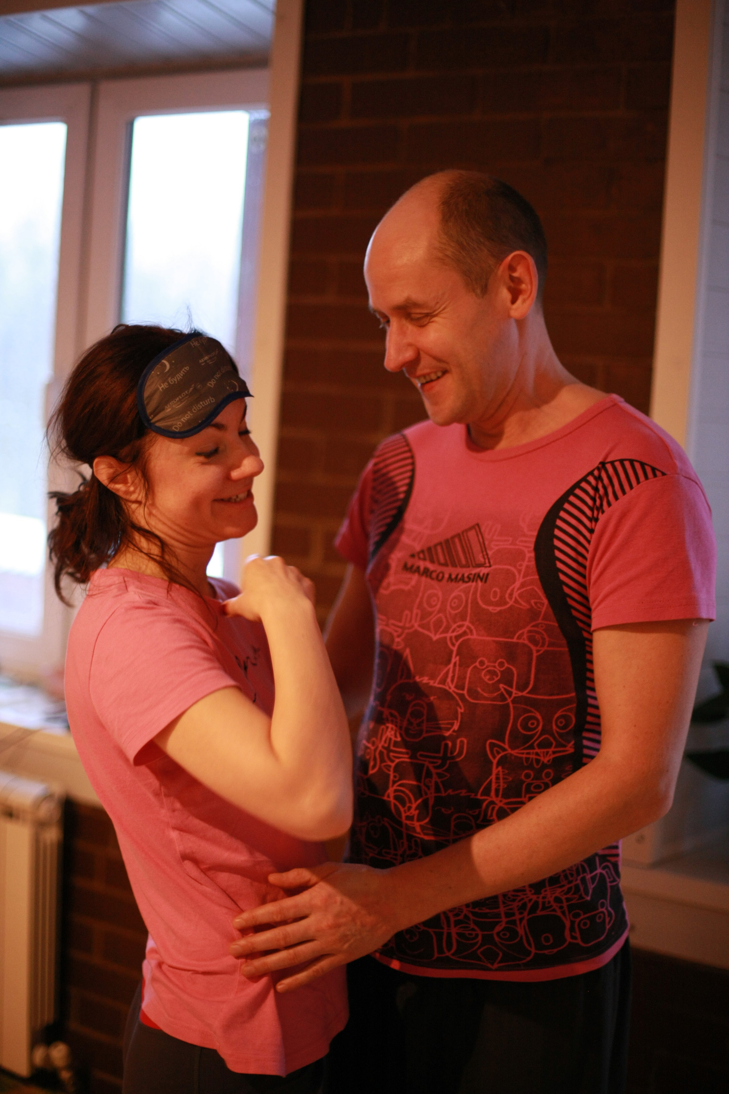 Андрей Кичев и участница его ретрита в подмосковье.