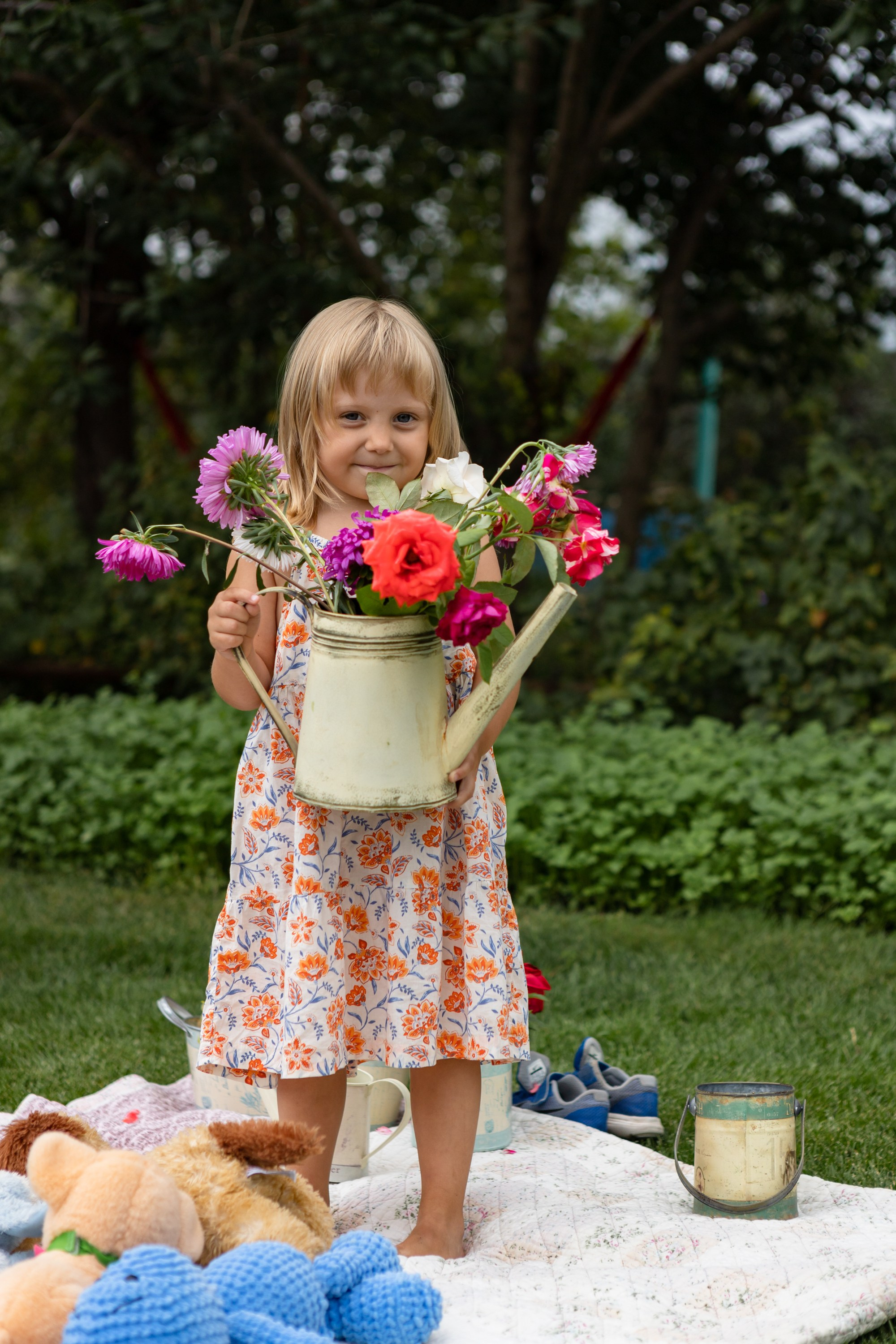 Семейная фотосессия на даче. Фотограф в Оренбурге. Профессиональный фотограф