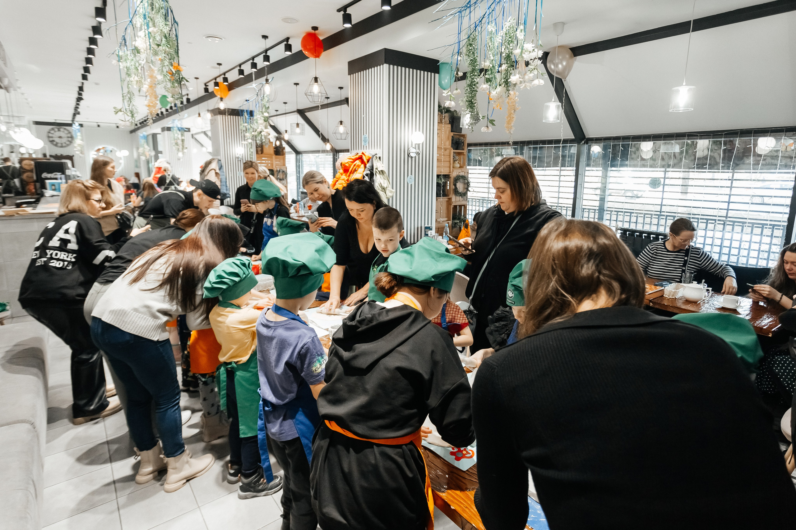 Детский мастер-класс в «Кофебулка». Фотограф Кемерово | Сергей