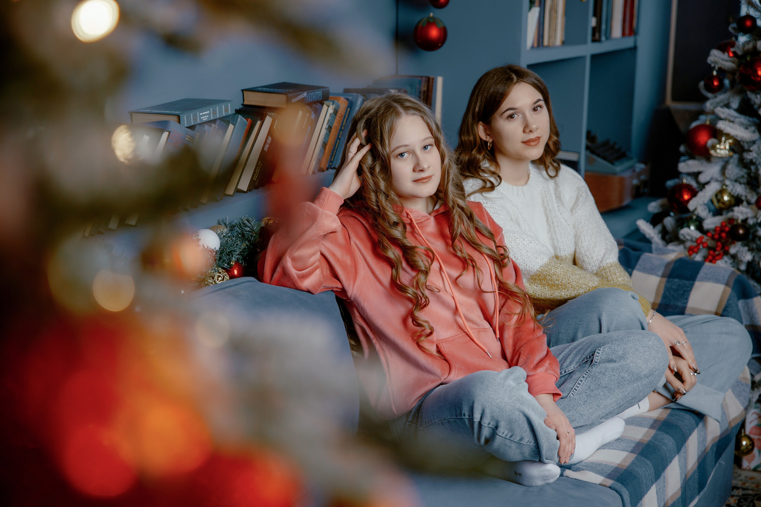 Новый год с подругой. Дмитрий Белим — Семейный фотограф в Омске | Фотосессии для беременных и малышей