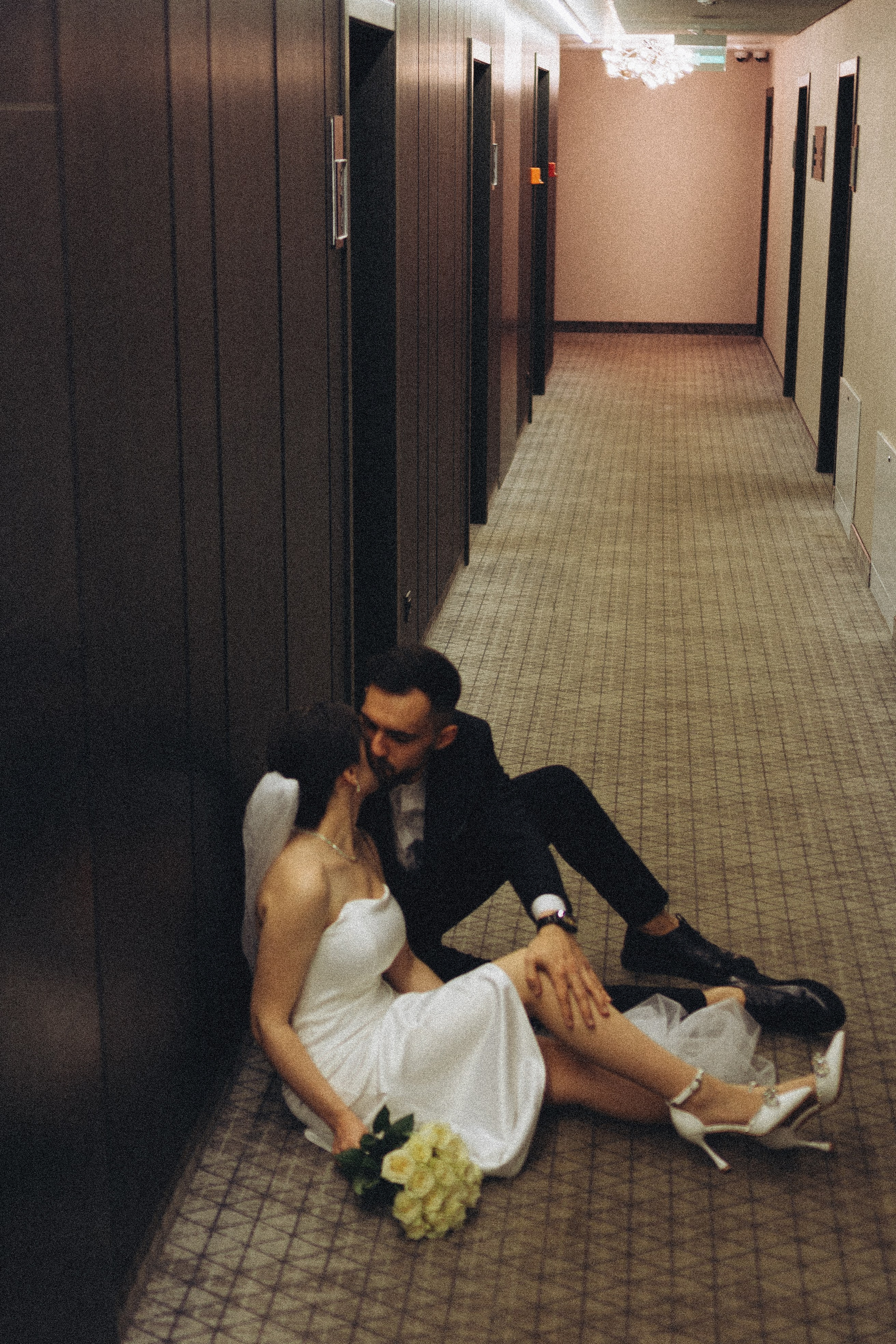 СВАДЕБНАЯ СЬЕМКА СБОРОВ ЖЕНИХА И НЕВЕСТЫ В ОТЕЛЕ И ТАКЖЕ ФОТОСЕССИИЯ В ОТЕЛЕЕ МЕГАПОЛИС БРЯНСК. Профессиональный фотограф, Санкт-Петербург — Виктория Богомолова