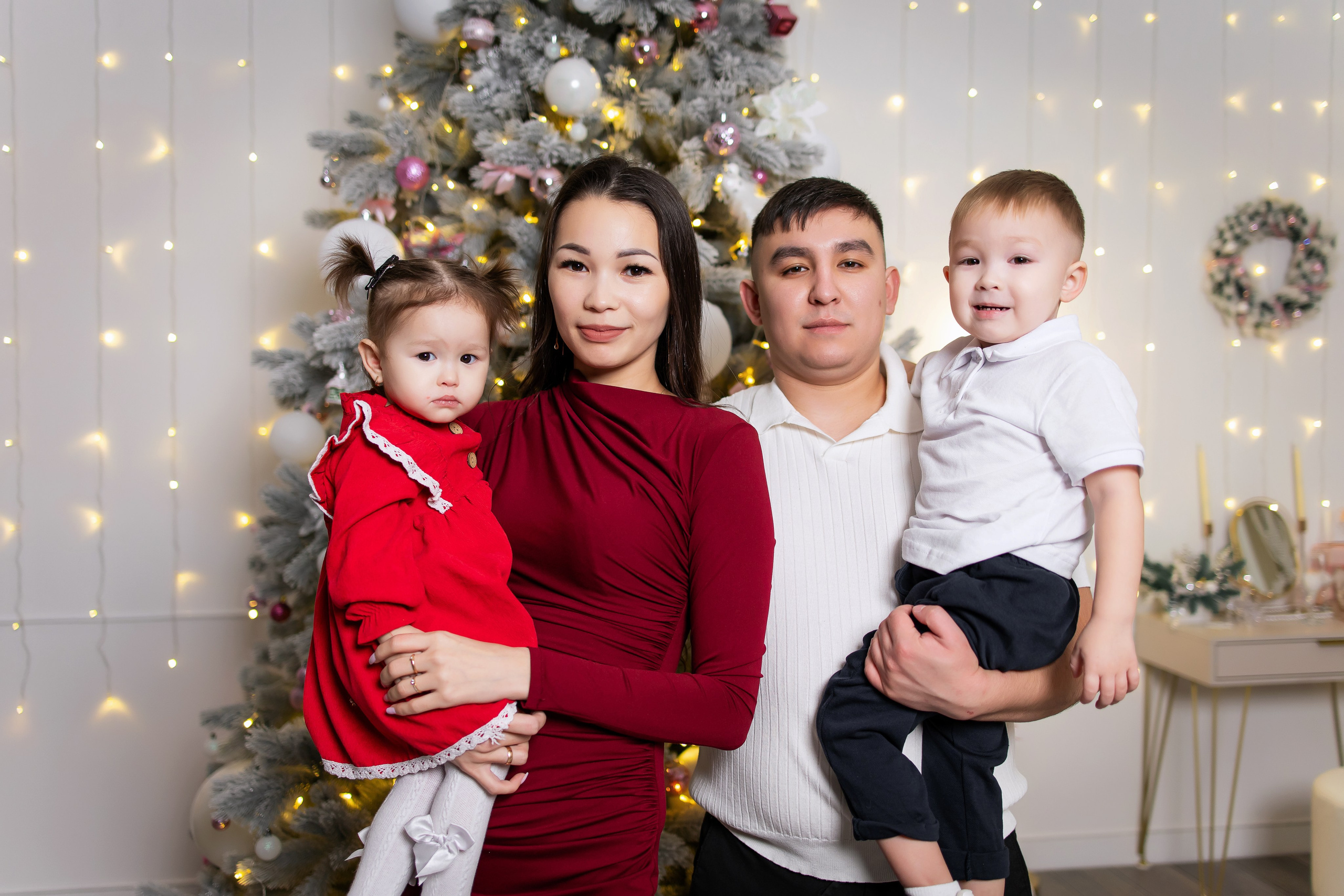 Ваши фотографии. Интерьерная фотостудия Background в Омске