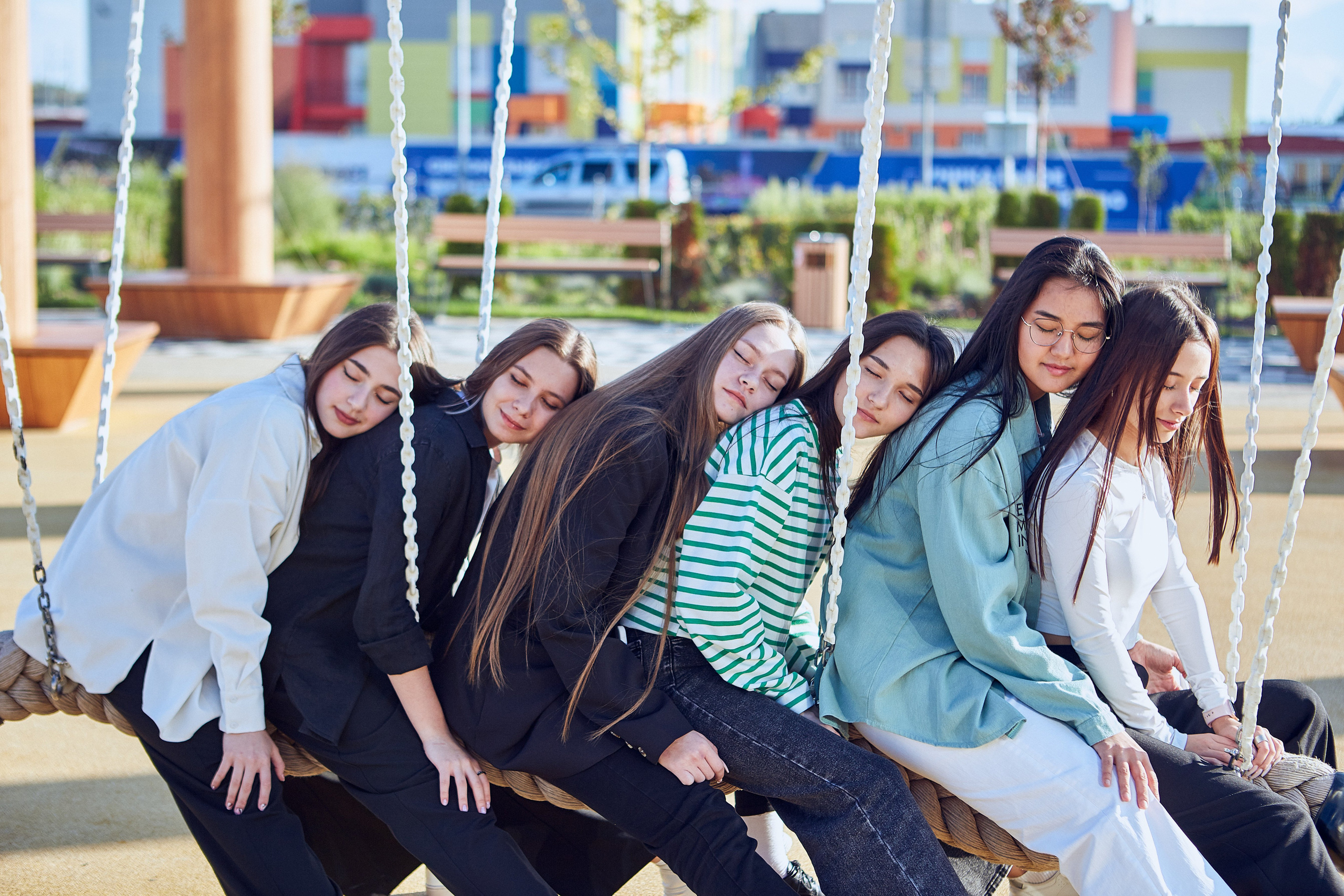 Сквер Героев России (Щипакина). Выпускные альбомы в Ставрополе