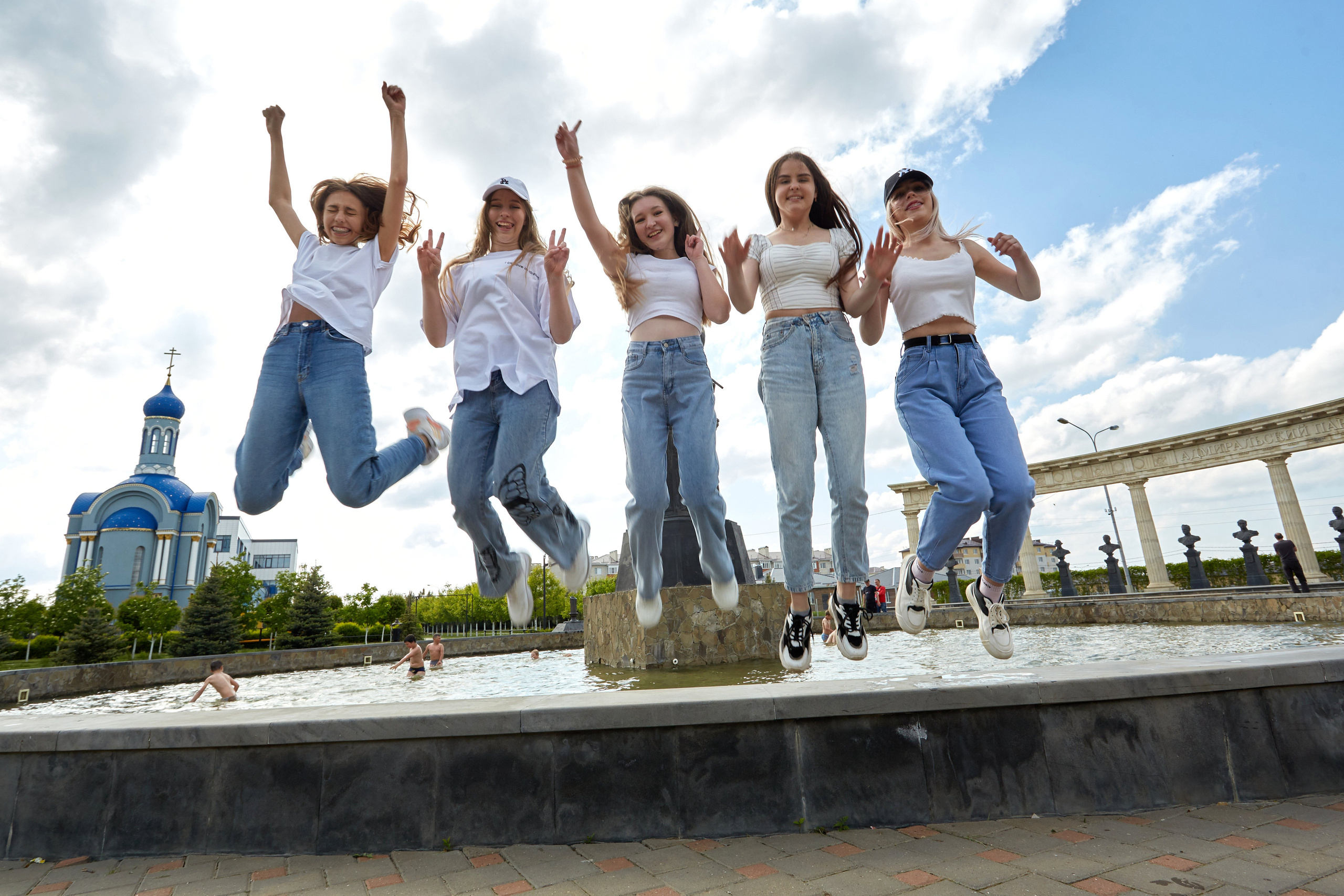 Парк «Адмирал» в Михайловске. Выпускные альбомы в Ставрополе