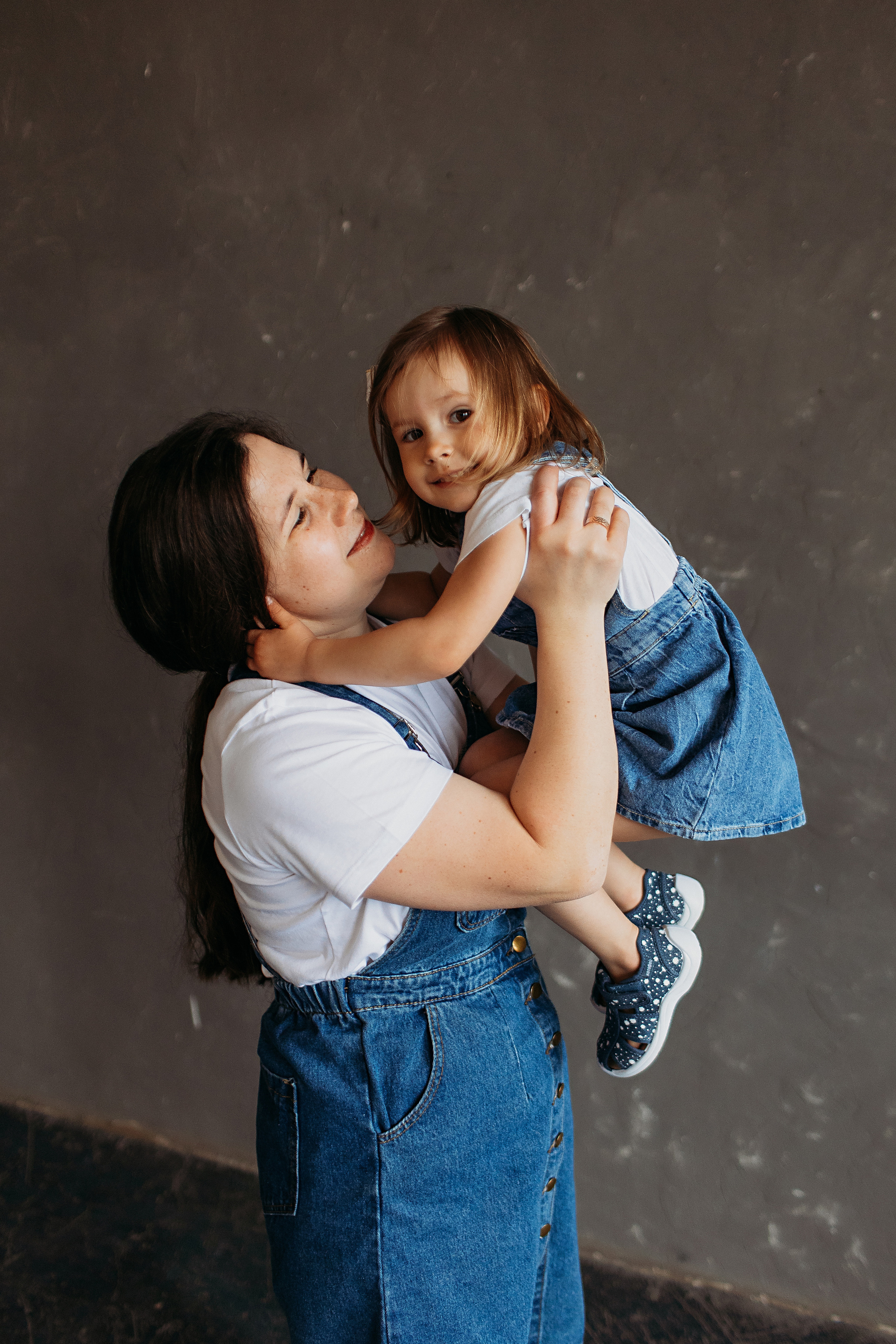 Лофт пространство Наше место. Семейный фотограф Тюмень, фотограф на роды Салмина Мария