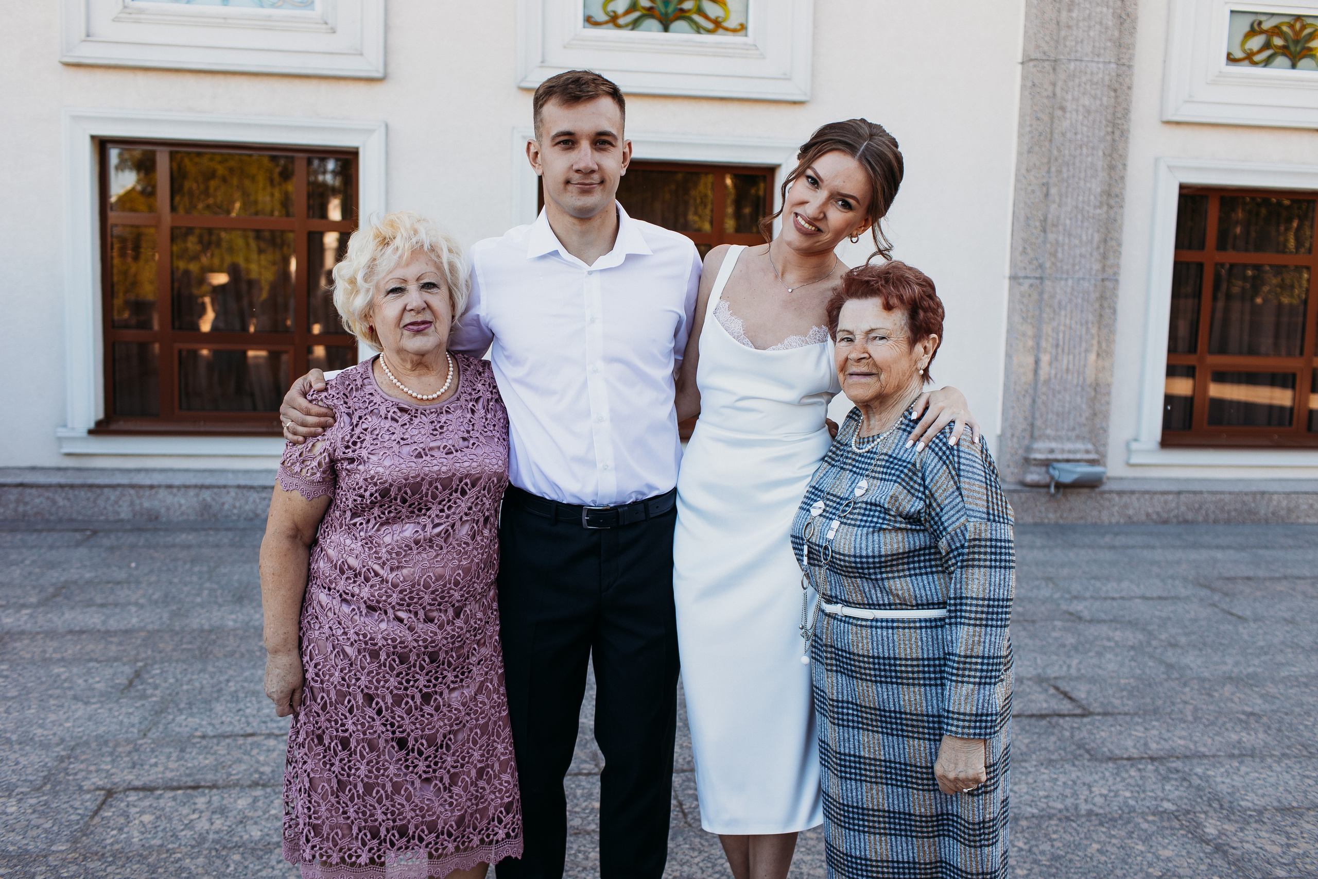 ЗАГС Малыгина. Семейный фотограф Тюмень, фотограф на роды Салмина Мария