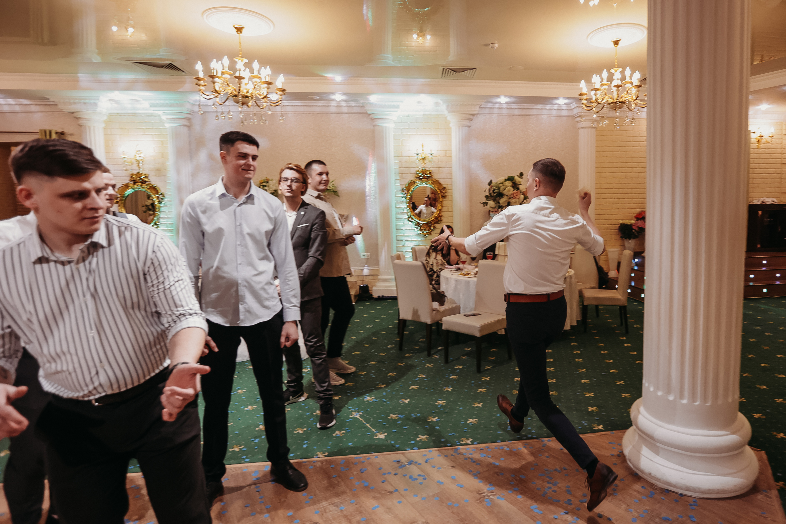 Банкет. Семейный фотограф Тюмень, фотограф на роды Салмина Мария