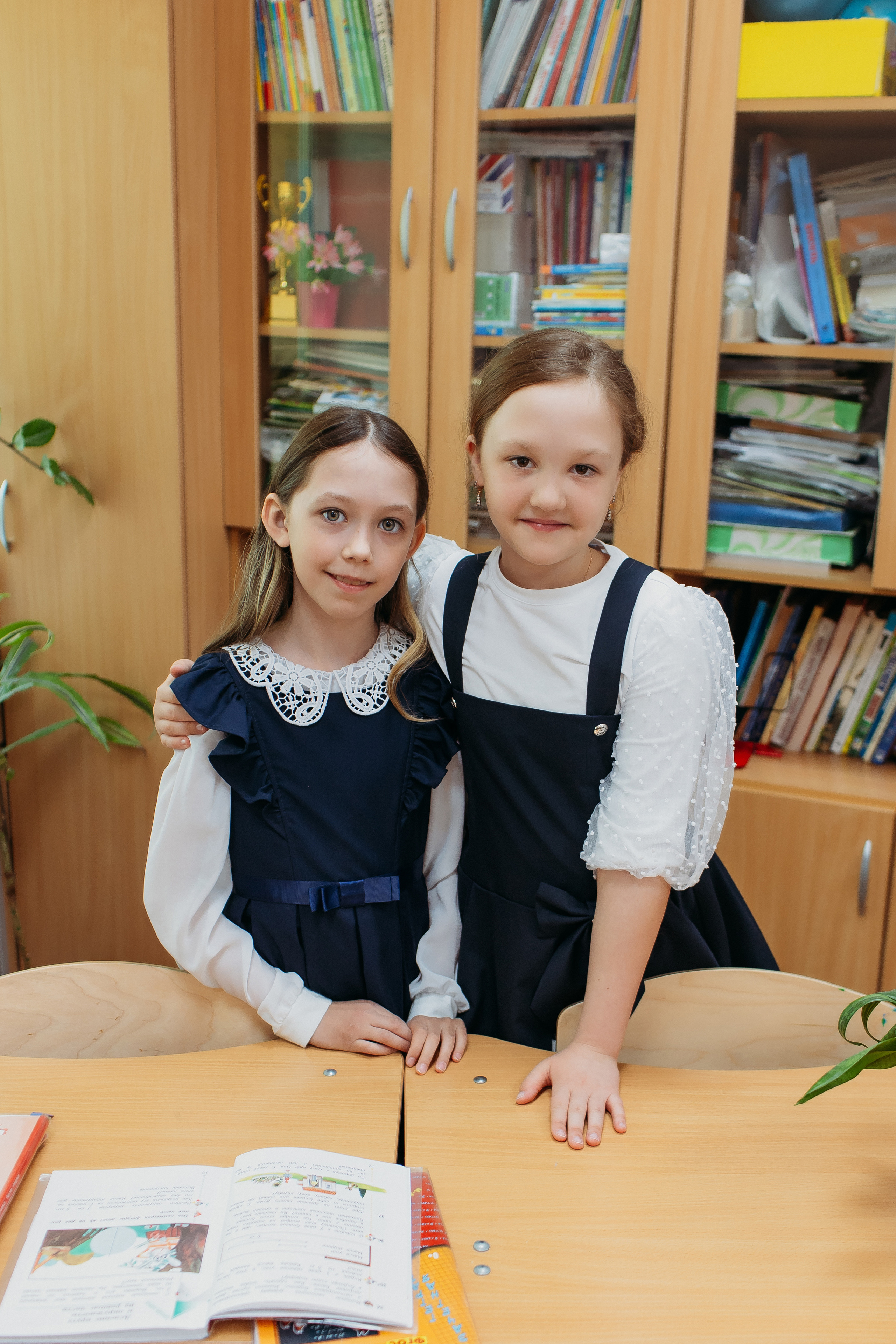 Школа 2 класс. Семейный фотограф Тюмень, фотограф на роды Салмина Мария