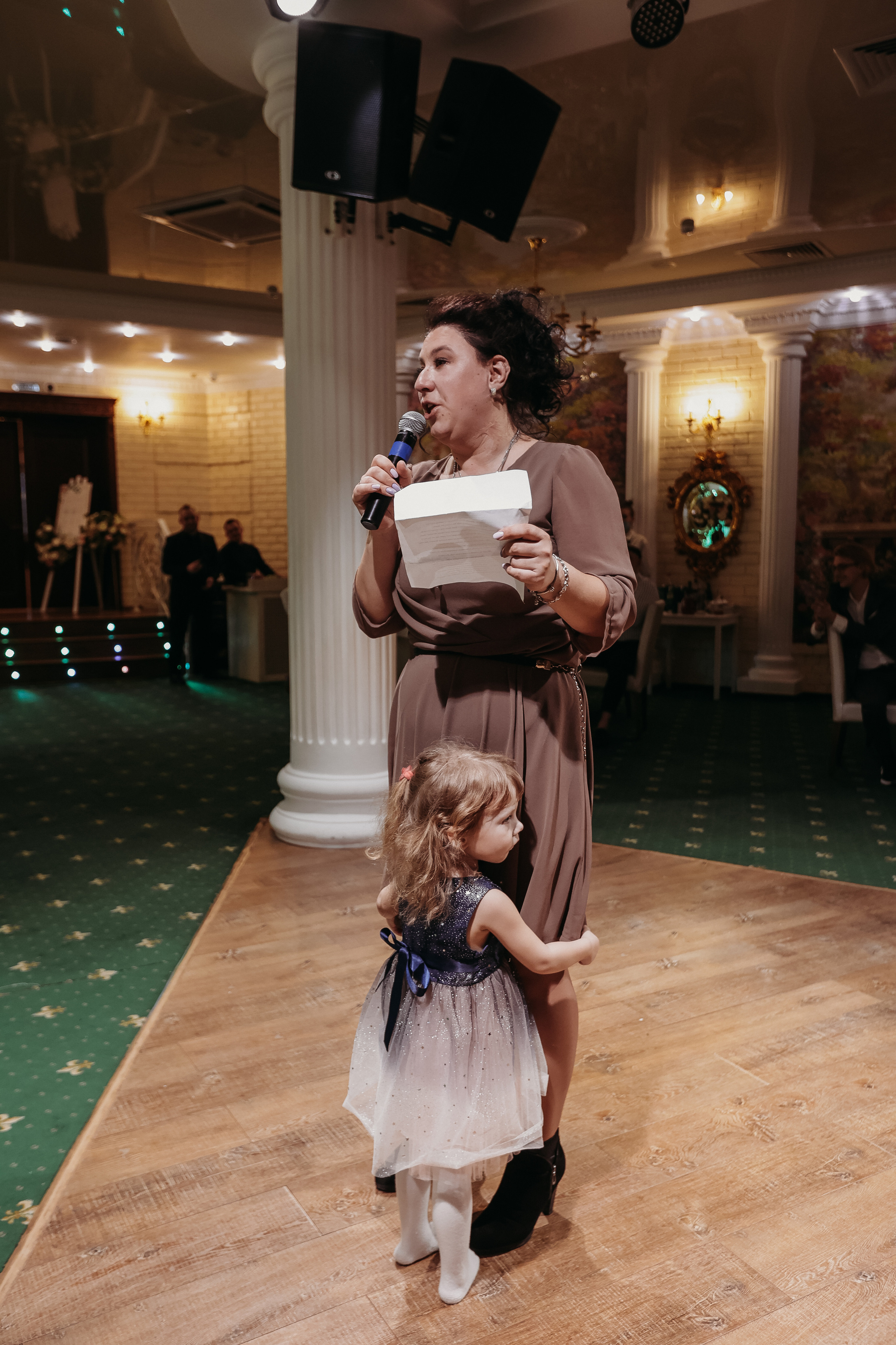 Банкет. Семейный фотограф Тюмень, фотограф на роды Салмина Мария