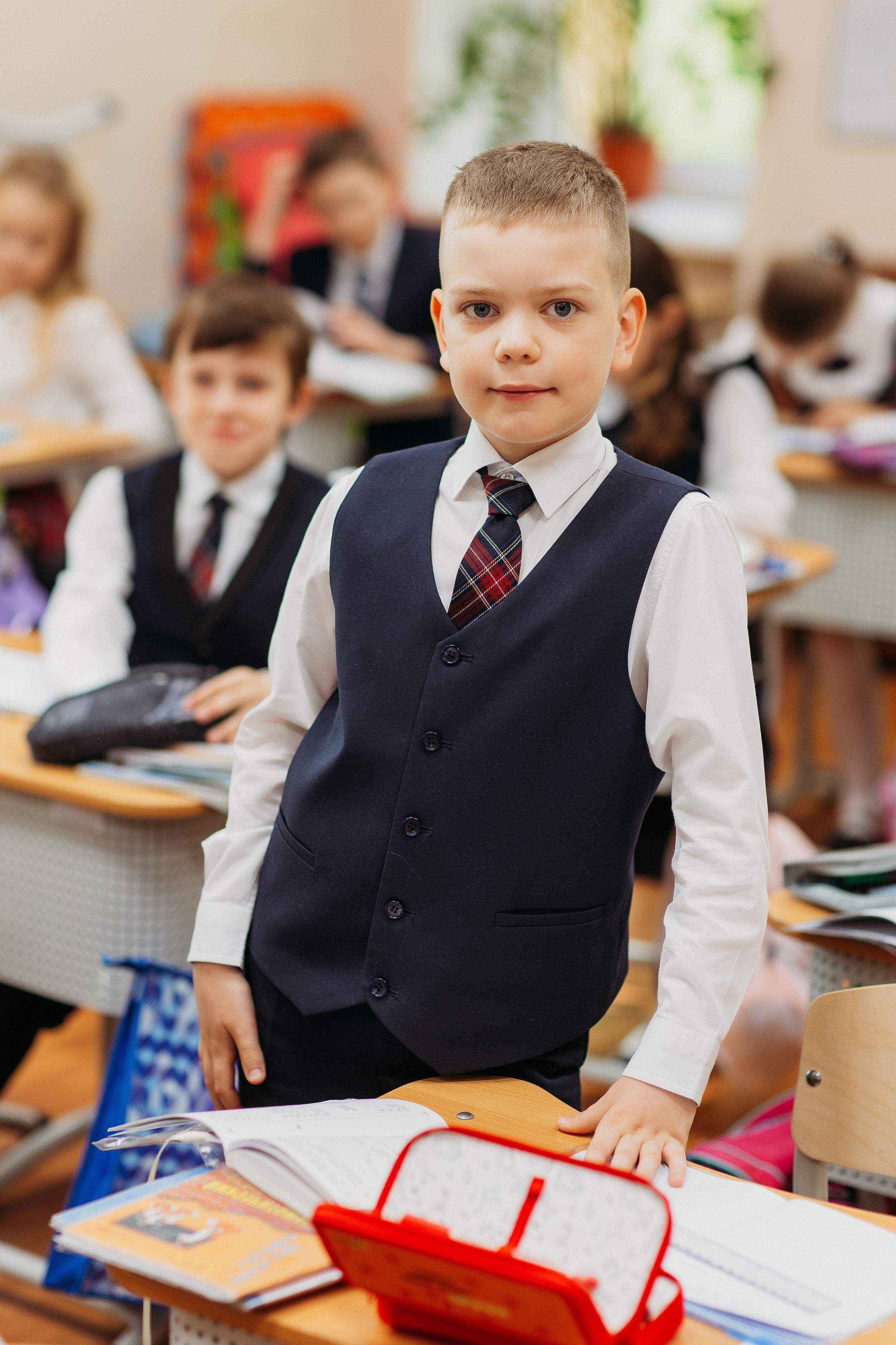 Школа 2 класс. Семейный фотограф Тюмень, фотограф на роды Салмина Мария