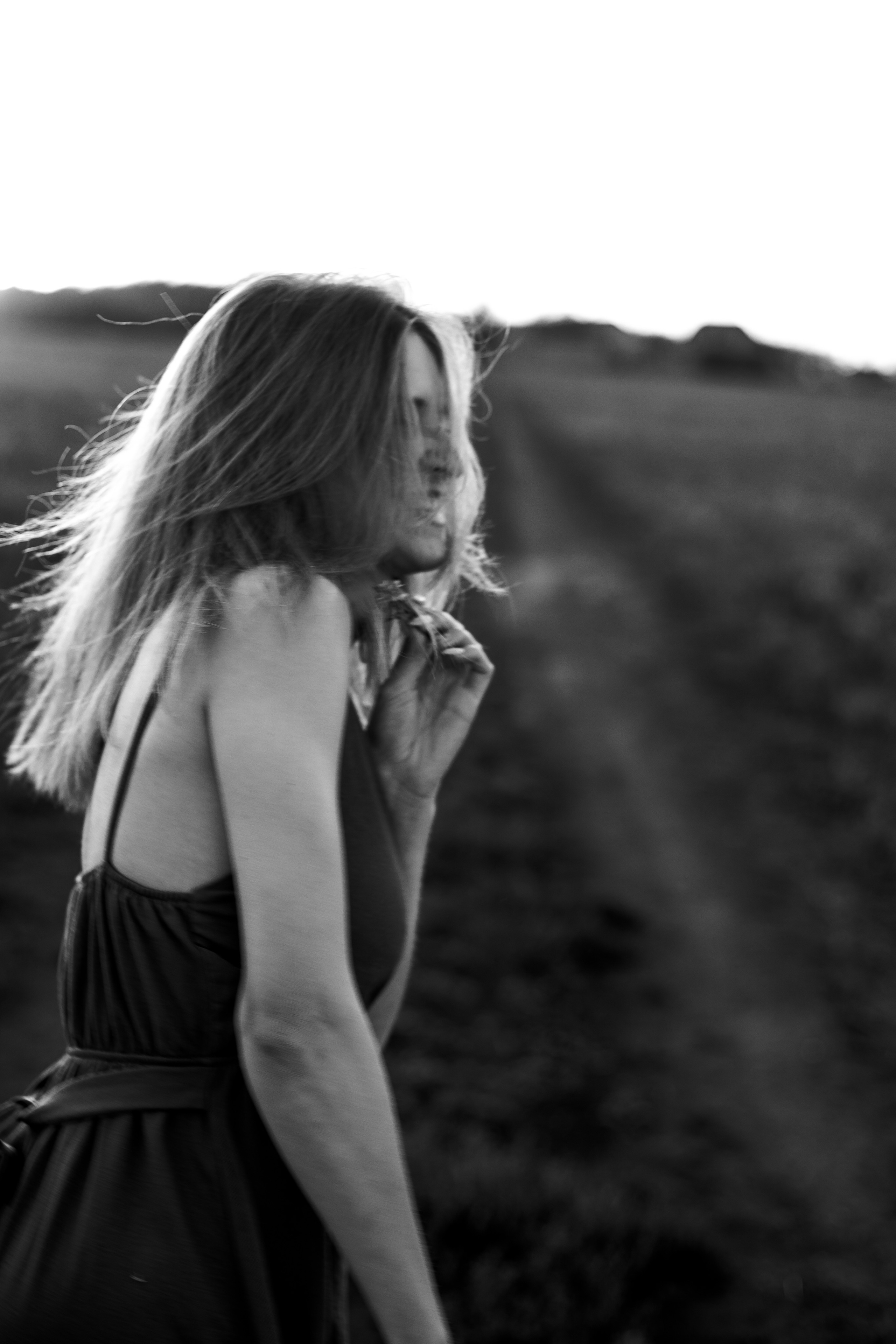 Поле. Семейный фотограф Тюмень, фотограф на роды Салмина Мария