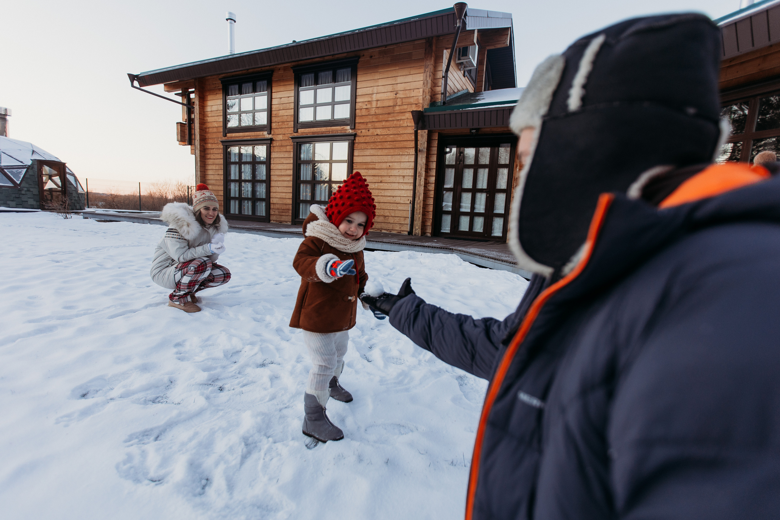 Тёплый новый год. Семейный фотограф Тюмень, фотограф на роды Салмина Мария