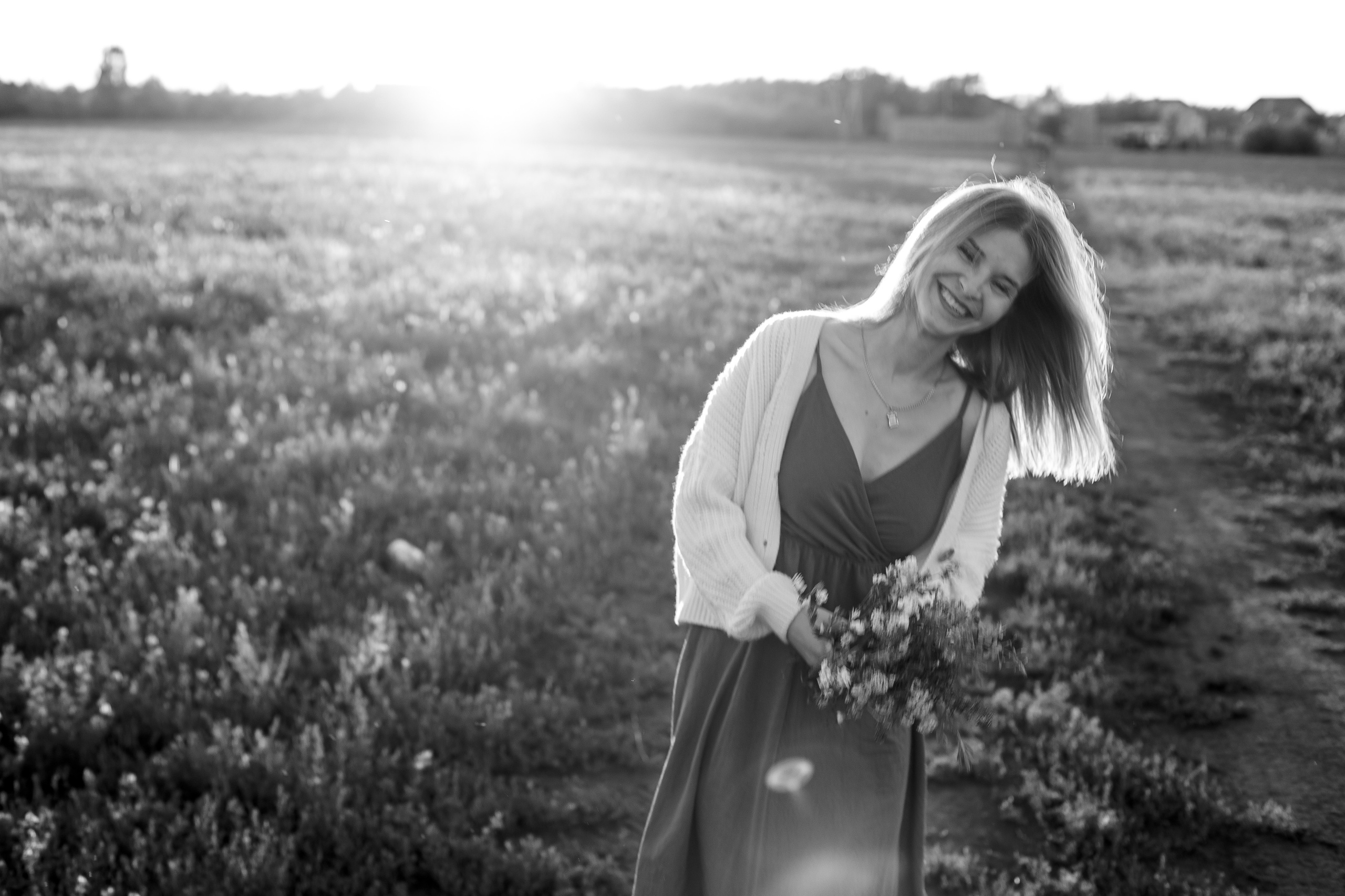 Поле. Семейный фотограф Тюмень, фотограф на роды Салмина Мария