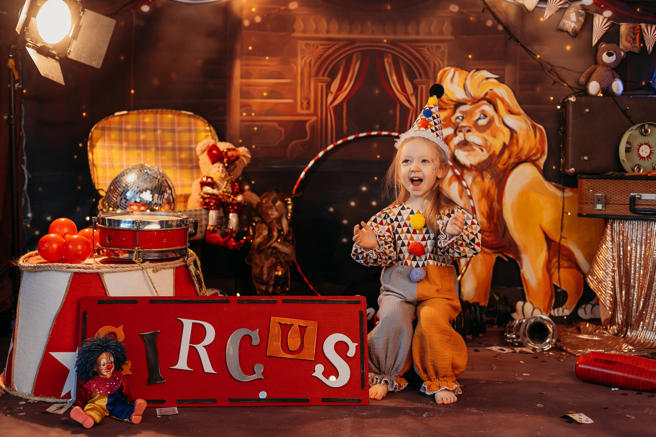 Цирк. Семейный фотограф Тюмень, фотограф на роды Салмина Мария