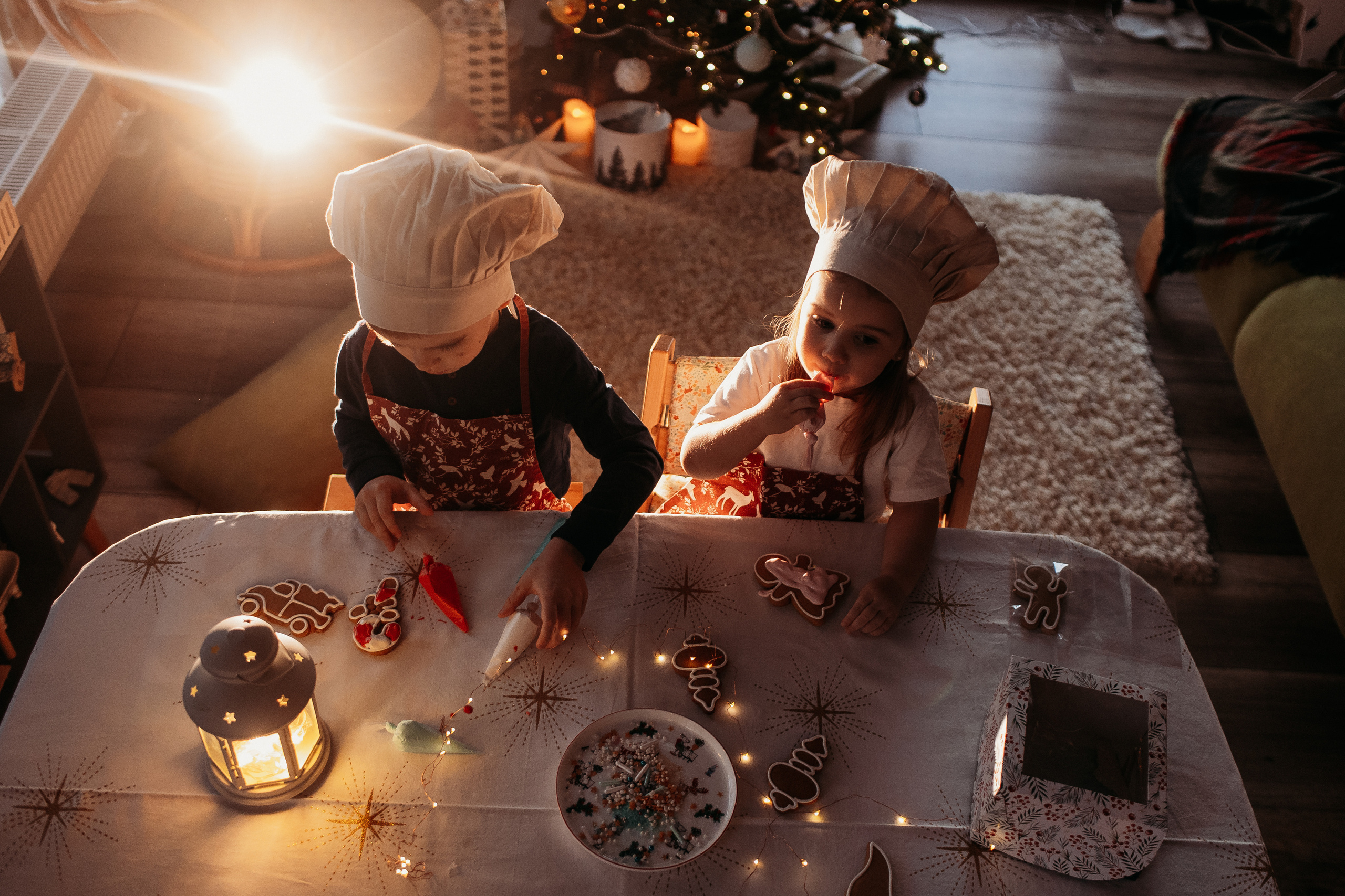 Тёплый новый год. Семейный фотограф Тюмень, фотограф на роды Салмина Мария