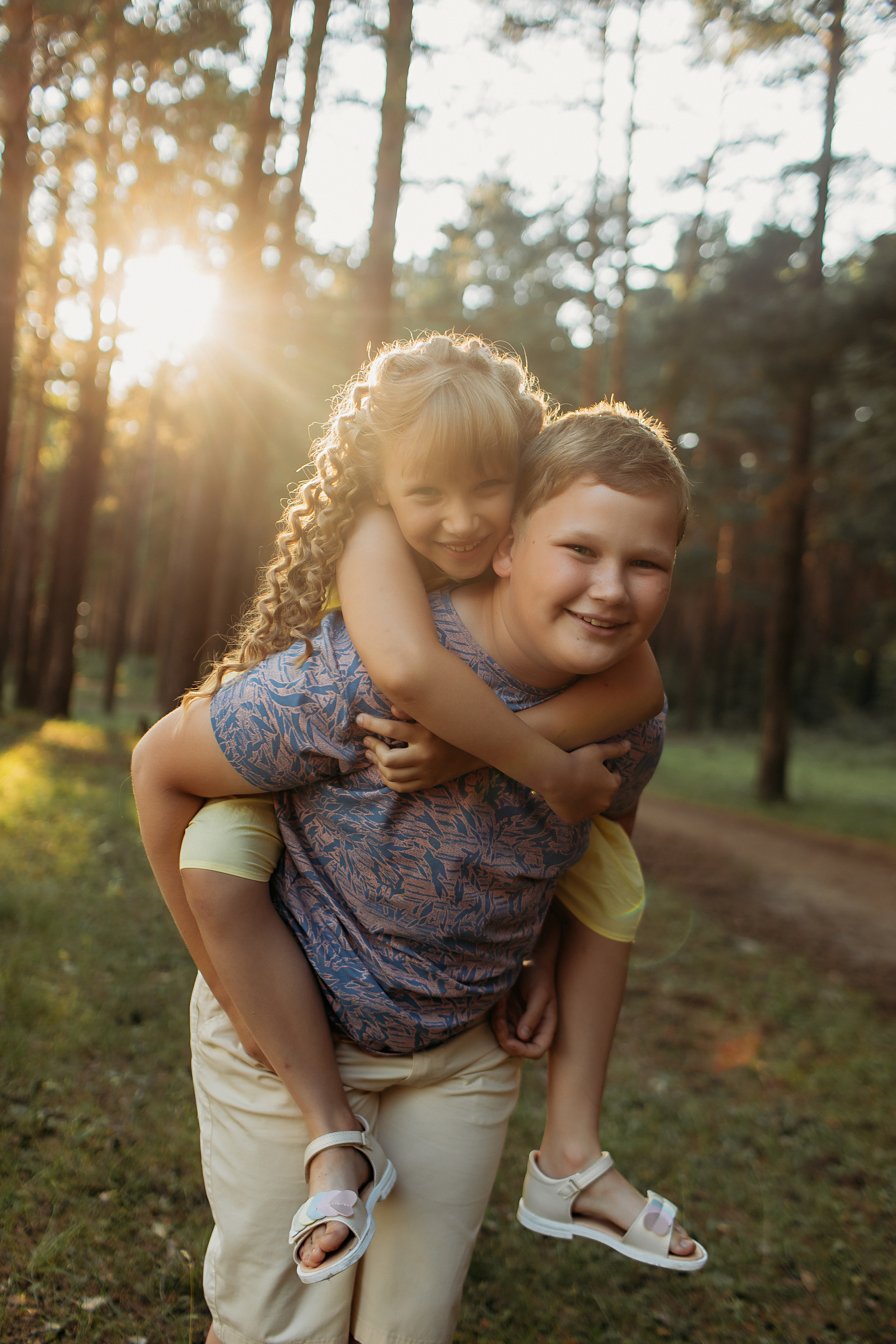 Лето. Семейный фотограф Тюмень, фотограф на роды Салмина Мария