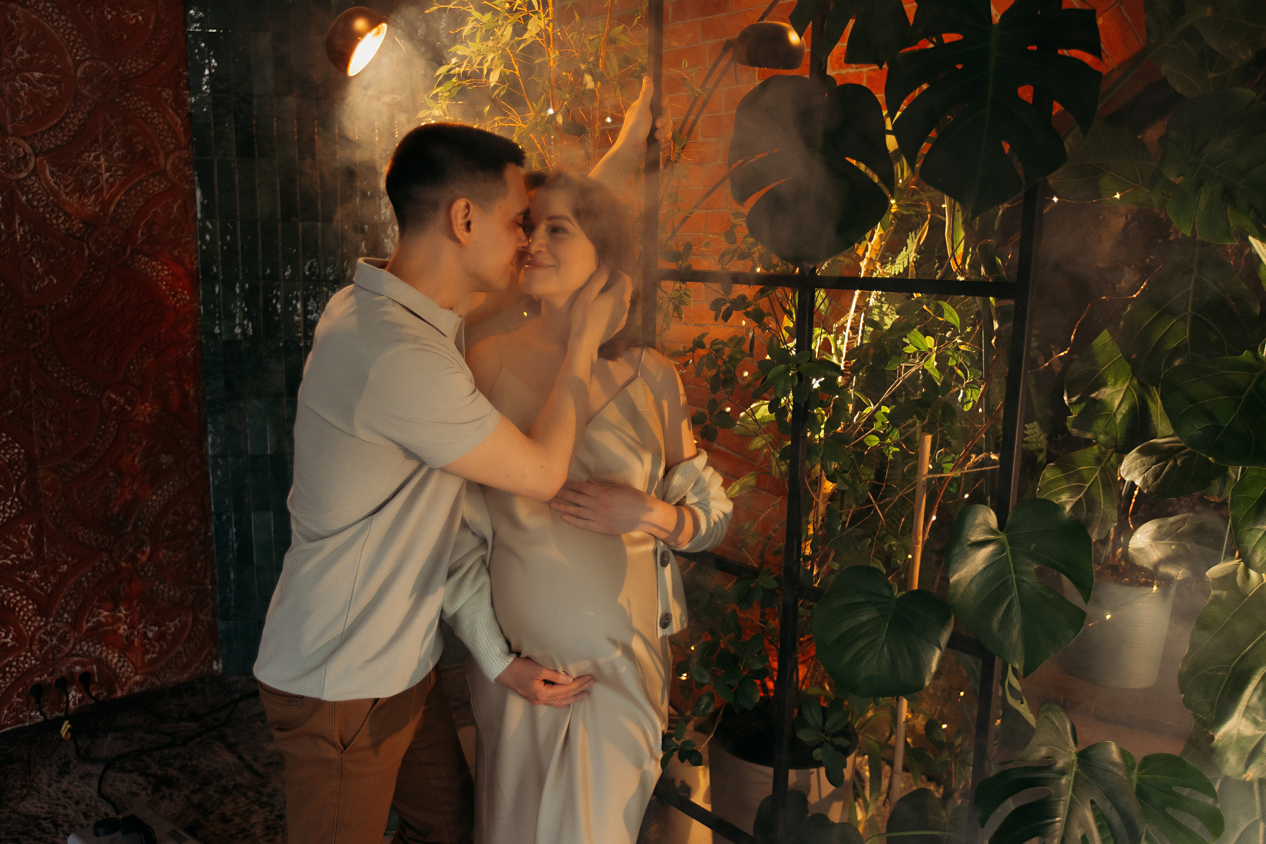 Фататум, малый зал. Семейный фотограф Тюмень, фотограф на роды Салмина Мария