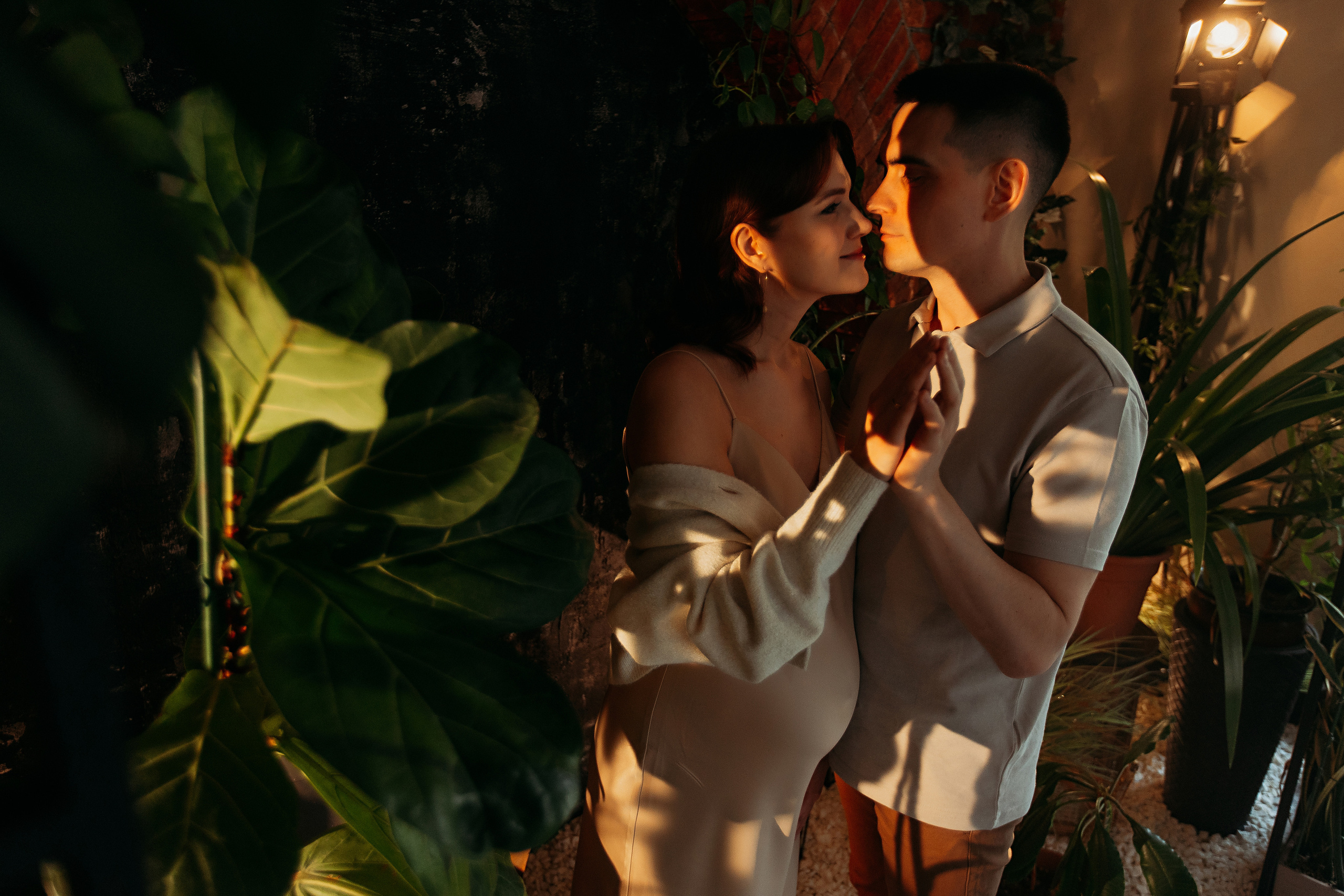 Фататум, малый зал. Семейный фотограф Тюмень, фотограф на роды Салмина Мария