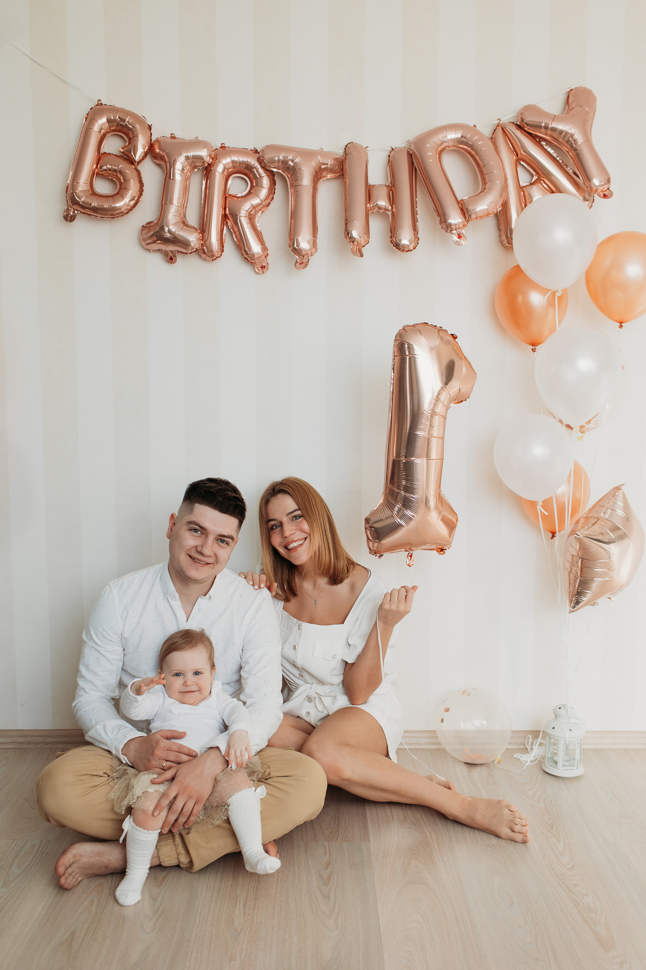 Годик. Семейный фотограф Тюмень, фотограф на роды Салмина Мария