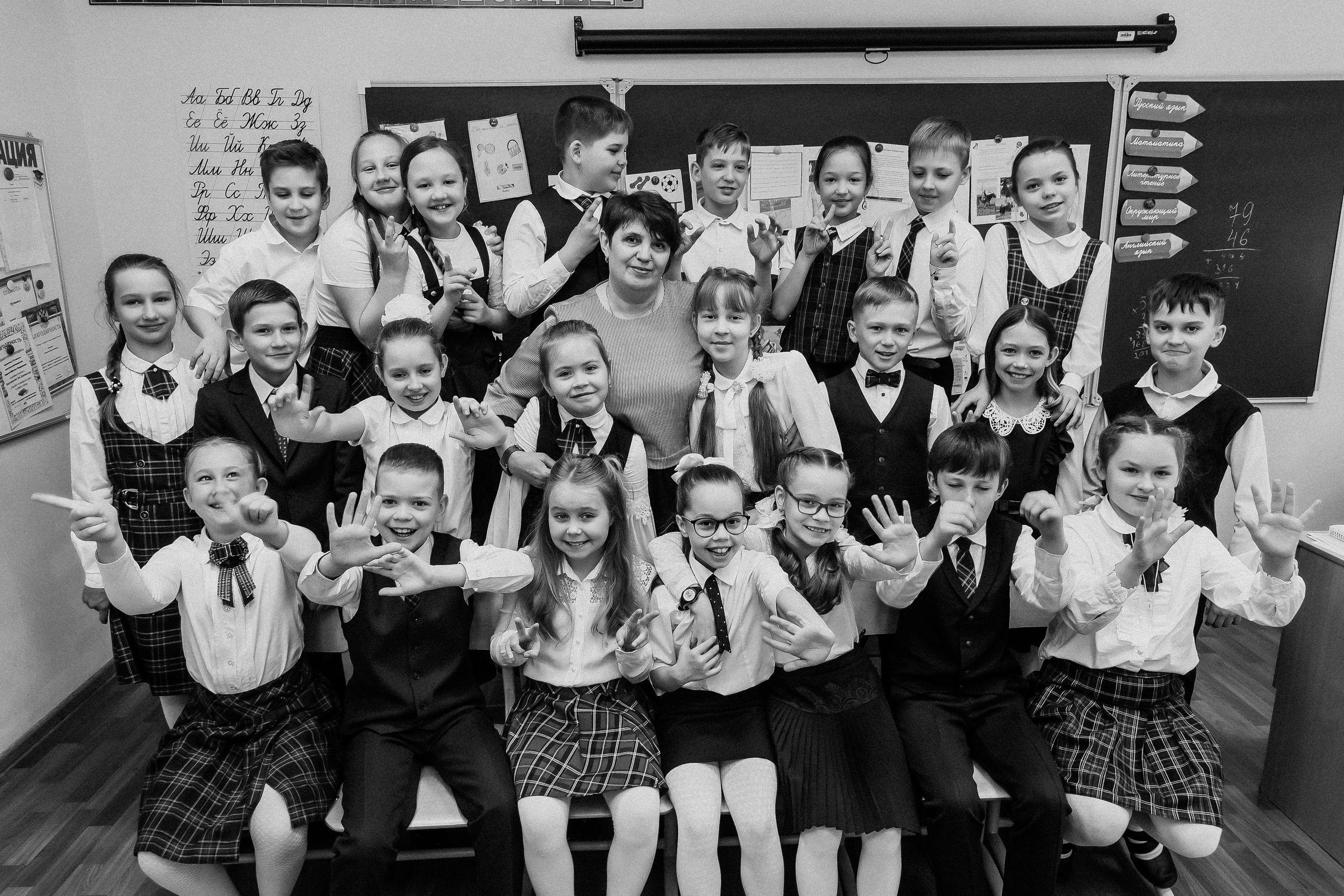 Школа 2 класс. Семейный фотограф Тюмень, фотограф на роды Салмина Мария