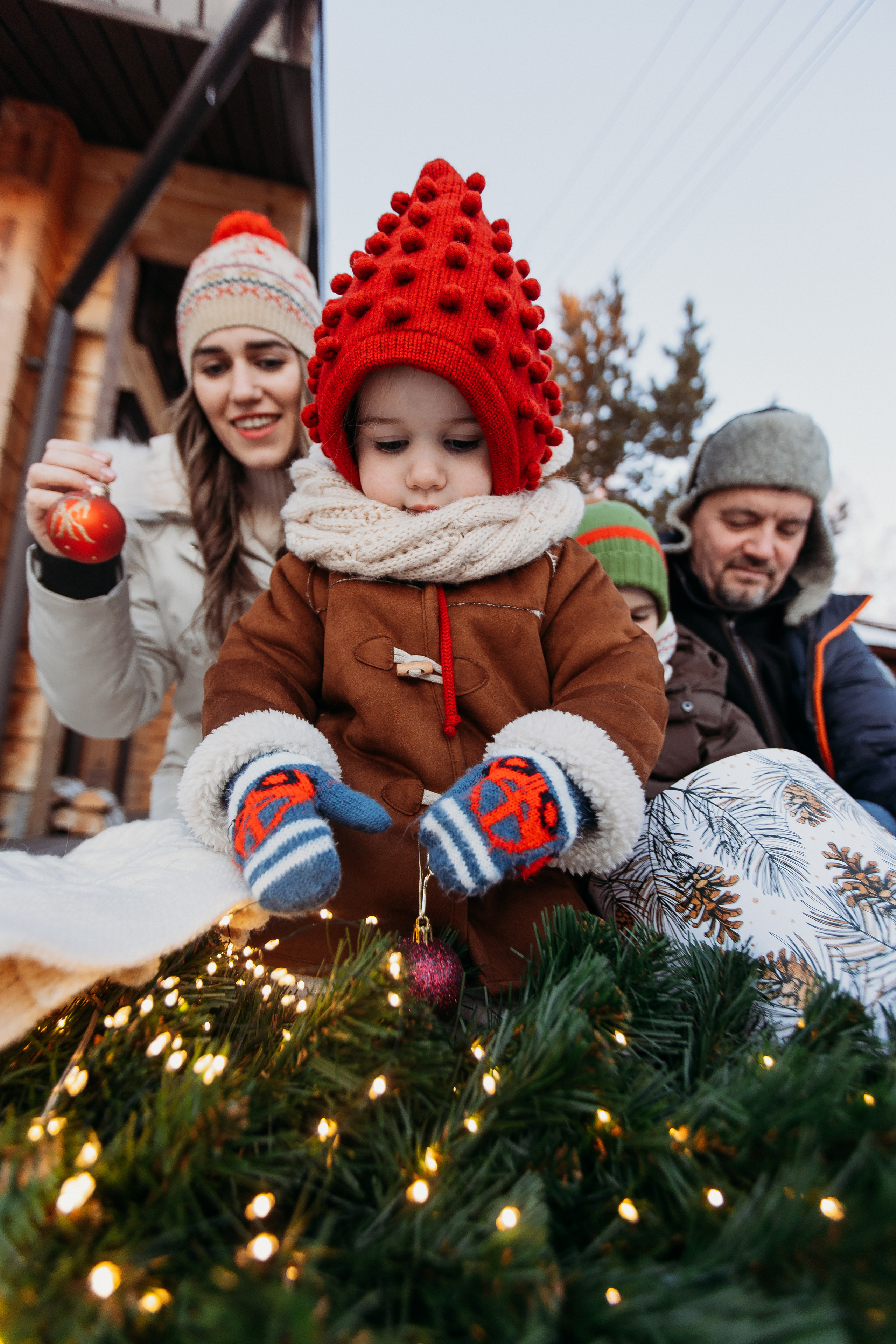 Тёплый новый год. Семейный фотограф Тюмень, фотограф на роды Салмина Мария