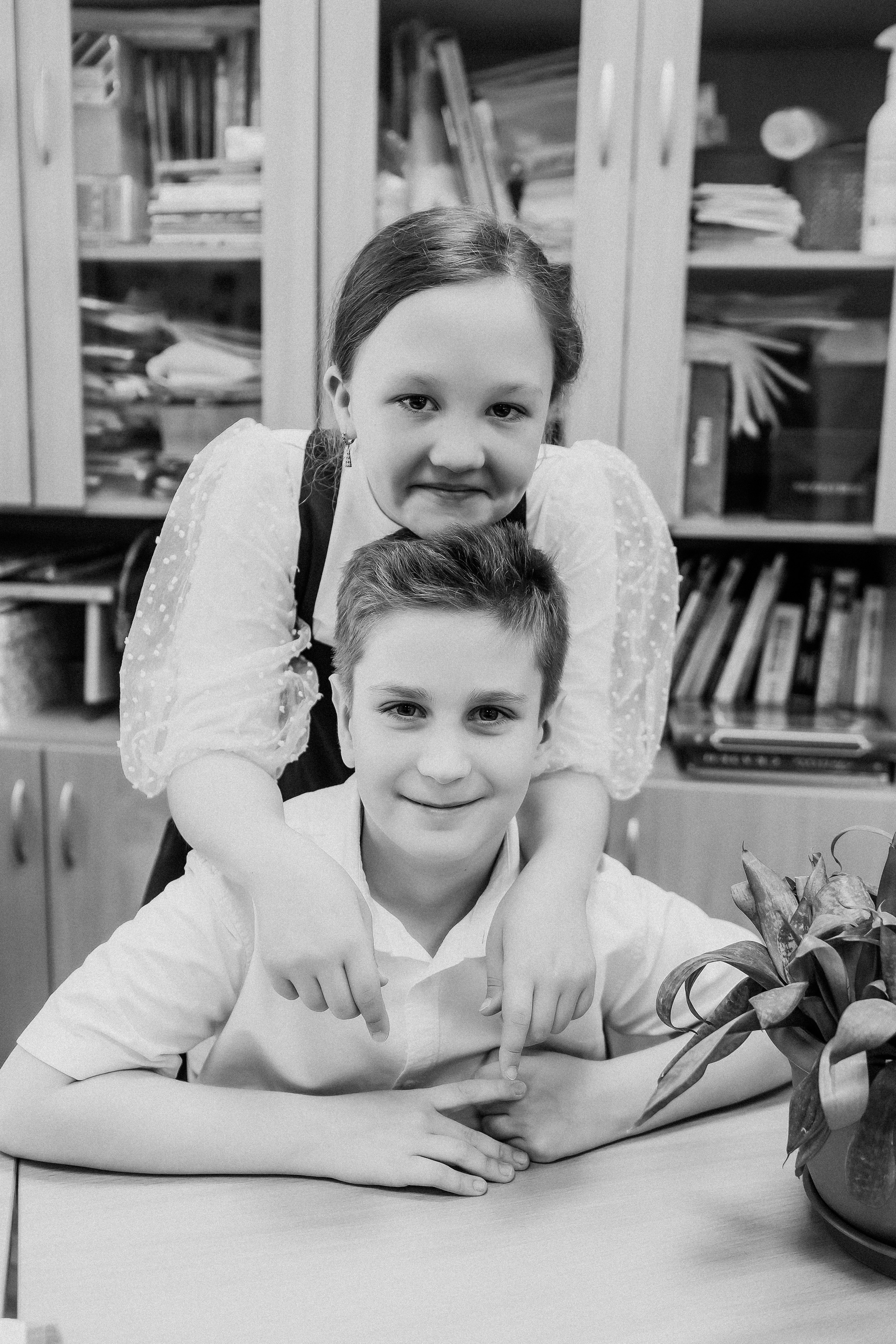 Школа 2 класс. Семейный фотограф Тюмень, фотограф на роды Салмина Мария